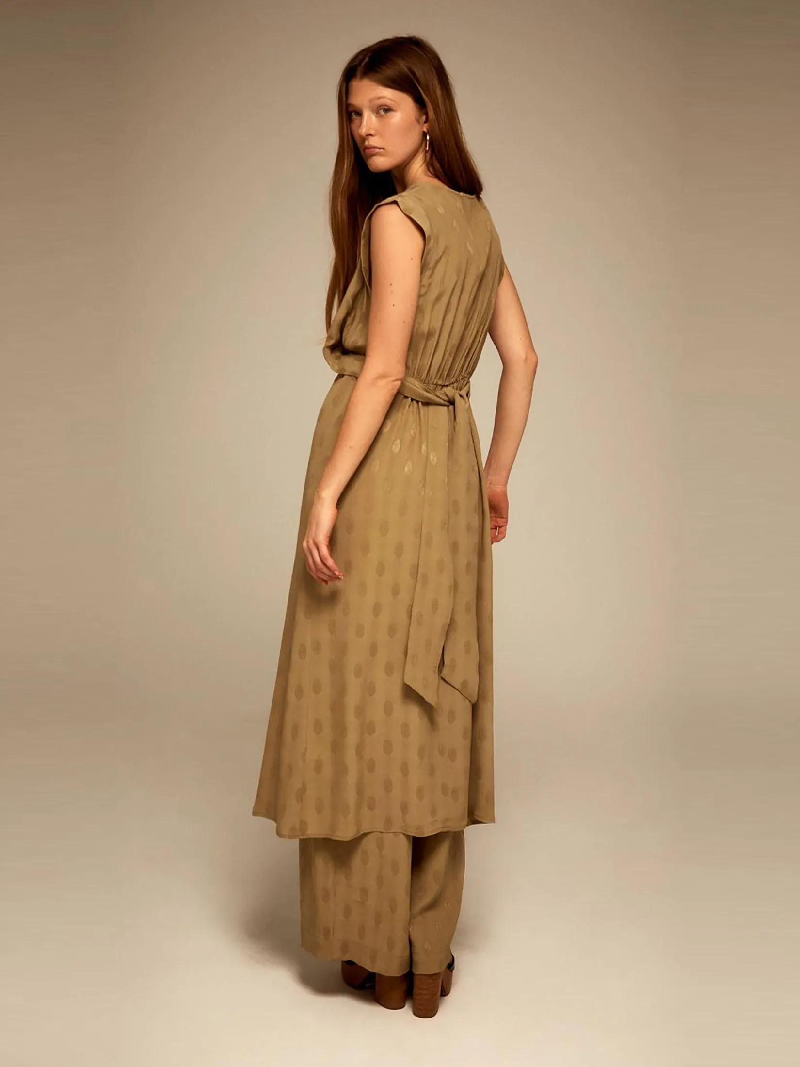 SFERA Women Dress Flowing Jacquard Khaki Green