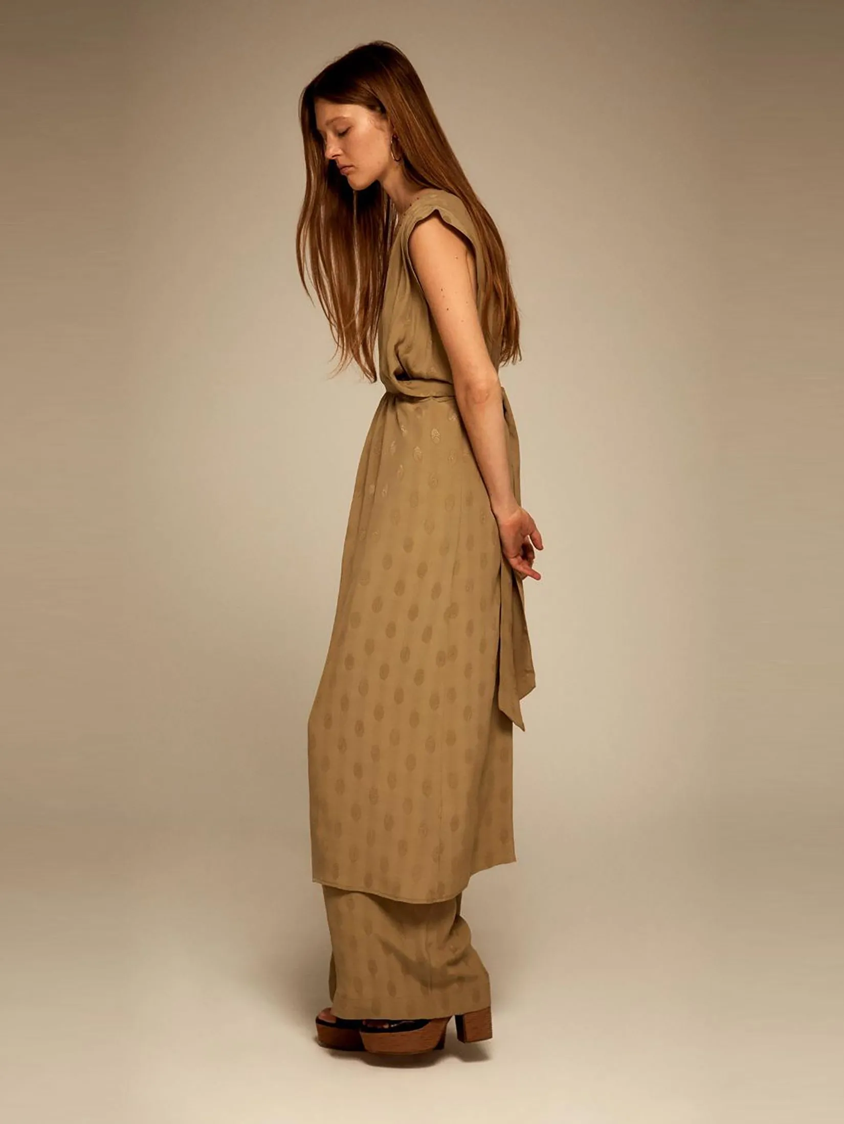 SFERA Women Dress Flowing Jacquard Khaki Green