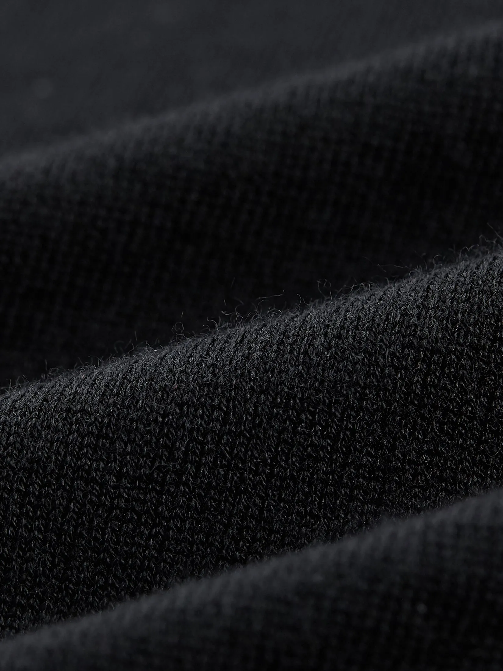 G2000 Women Clothing Essential Crew Neck Sweater Top Regular Fit - Black