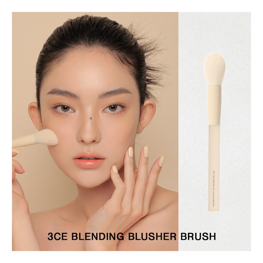 3CE Blending Blusher Brush 1pcs.