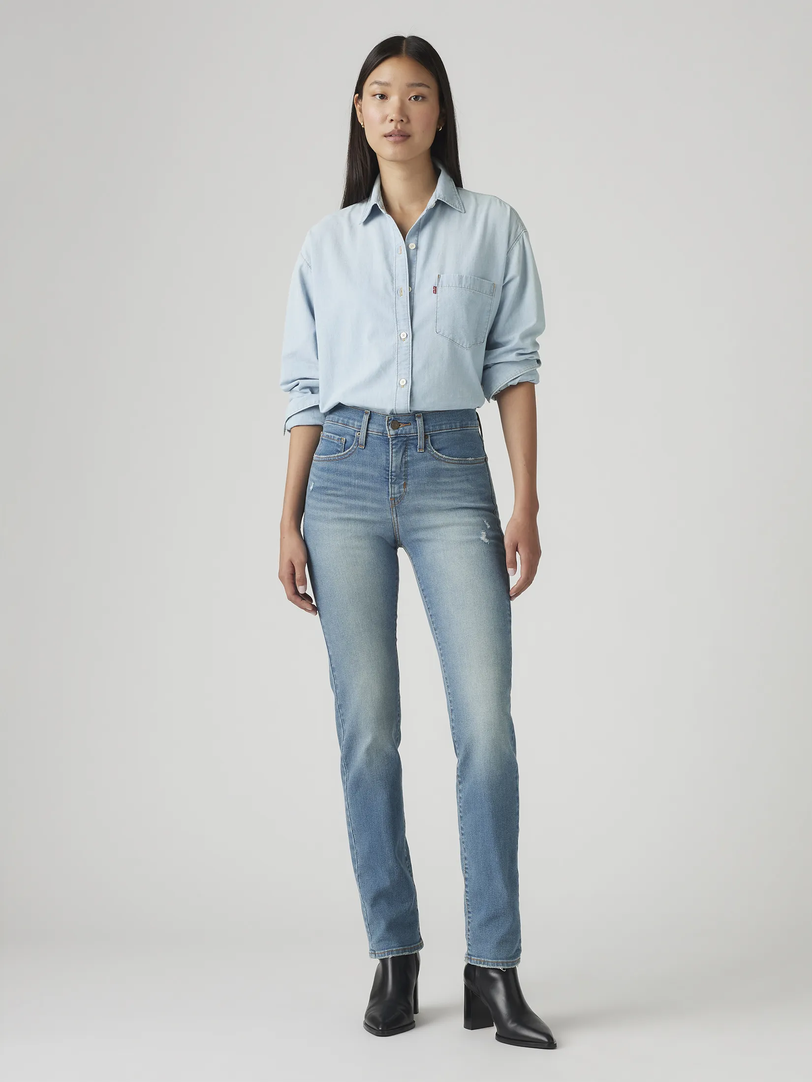 LEVI'S Women s 314 Shaping Straight Jeans Blue