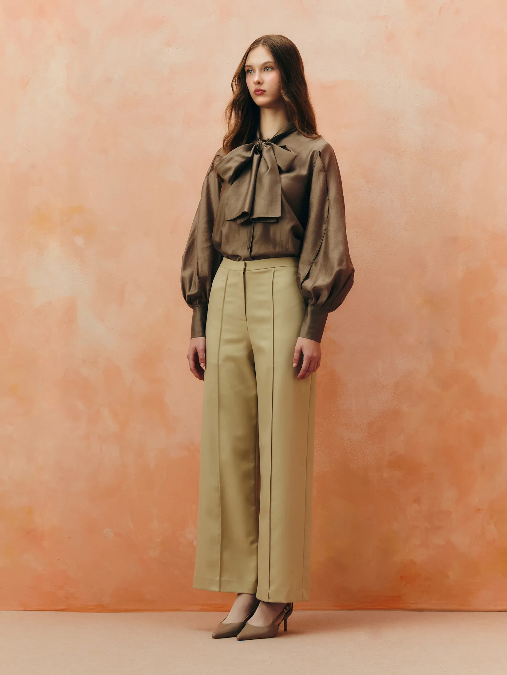 SHAKA Woman Pants Front Seam Tailored Beige