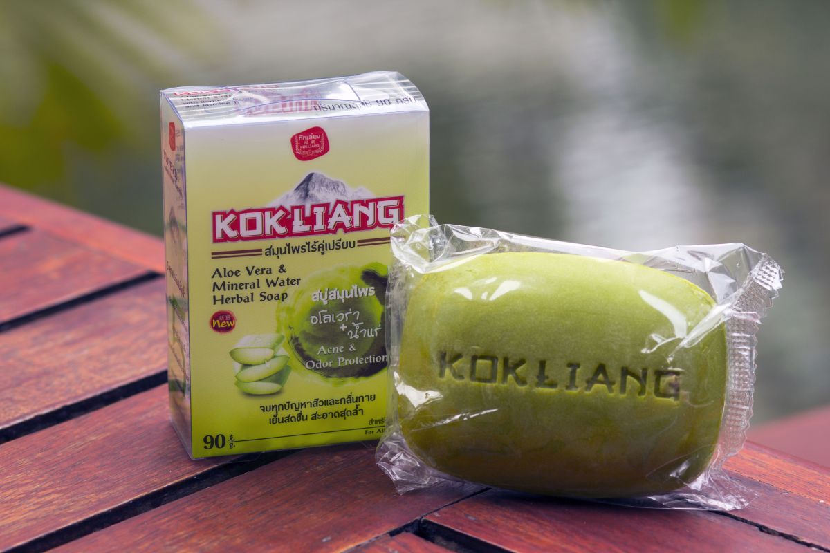 Мыло с алоэ вера и минеральной водой Kokliang 90 гр