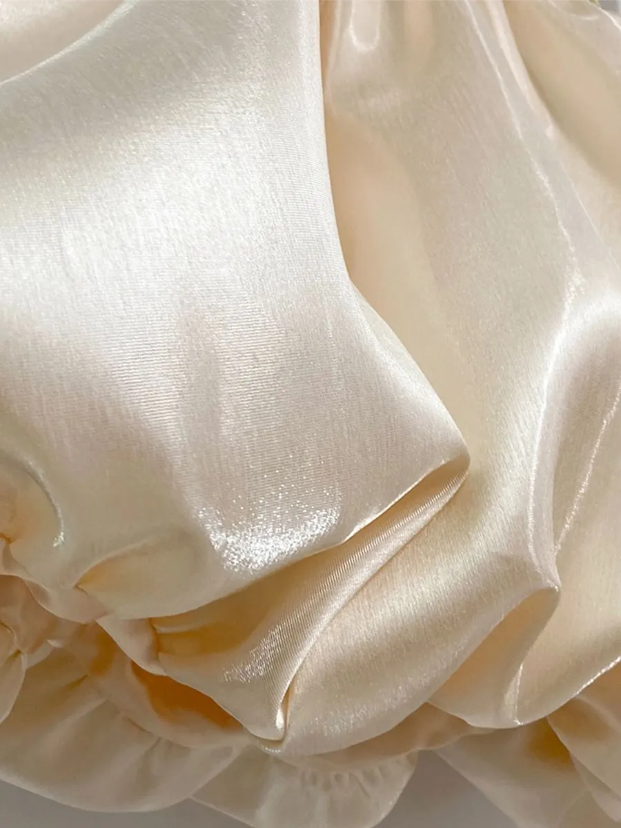 ICONIC WOMAN CREAM BALLOON MINI SKIRT