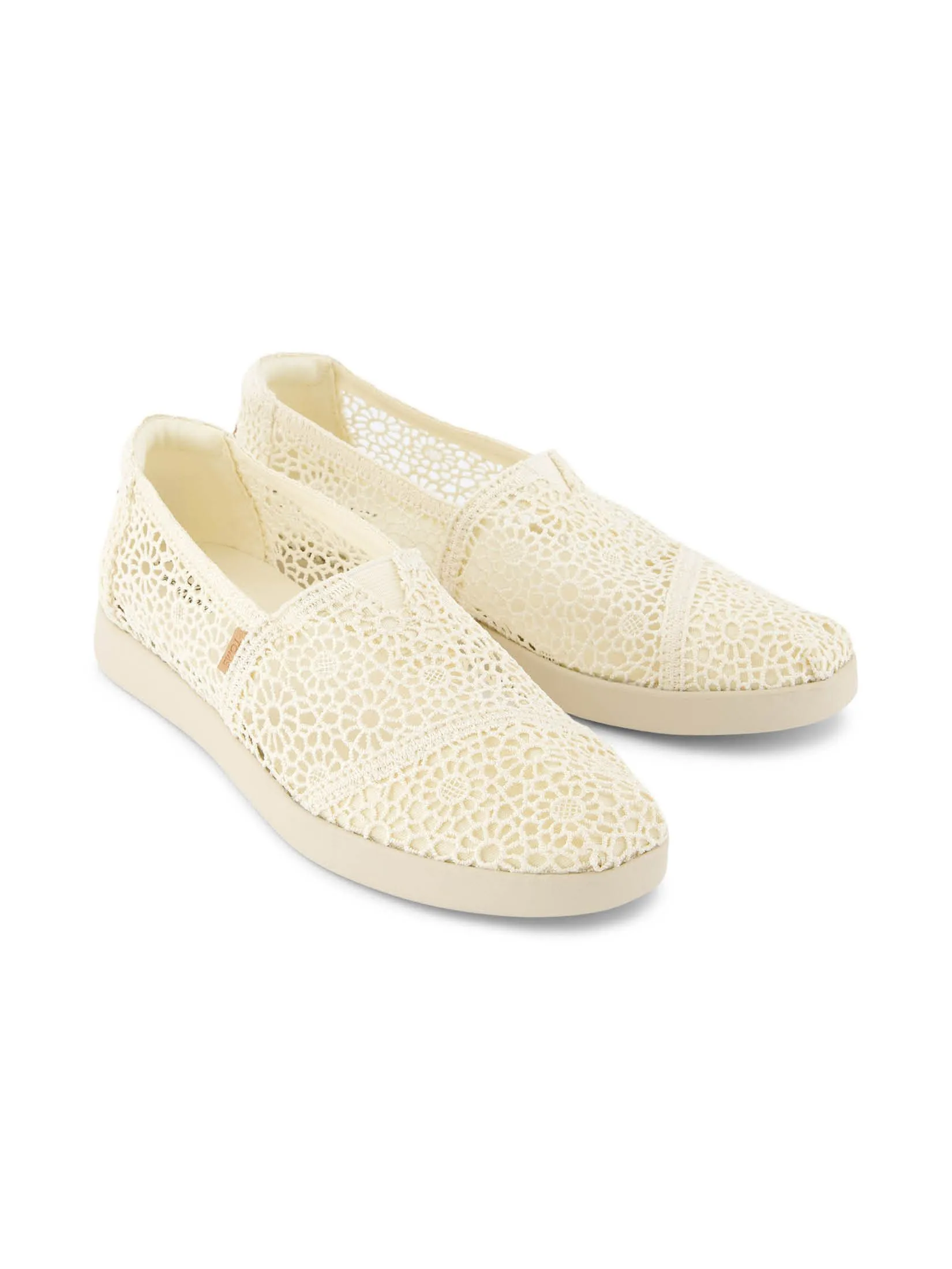 TOMS Women Shoe Slip On Alpargata Plus Natural Moroccan Crochet