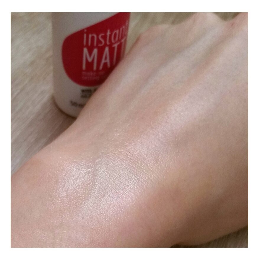 Essence Instant Matt Make-up Setting Spray