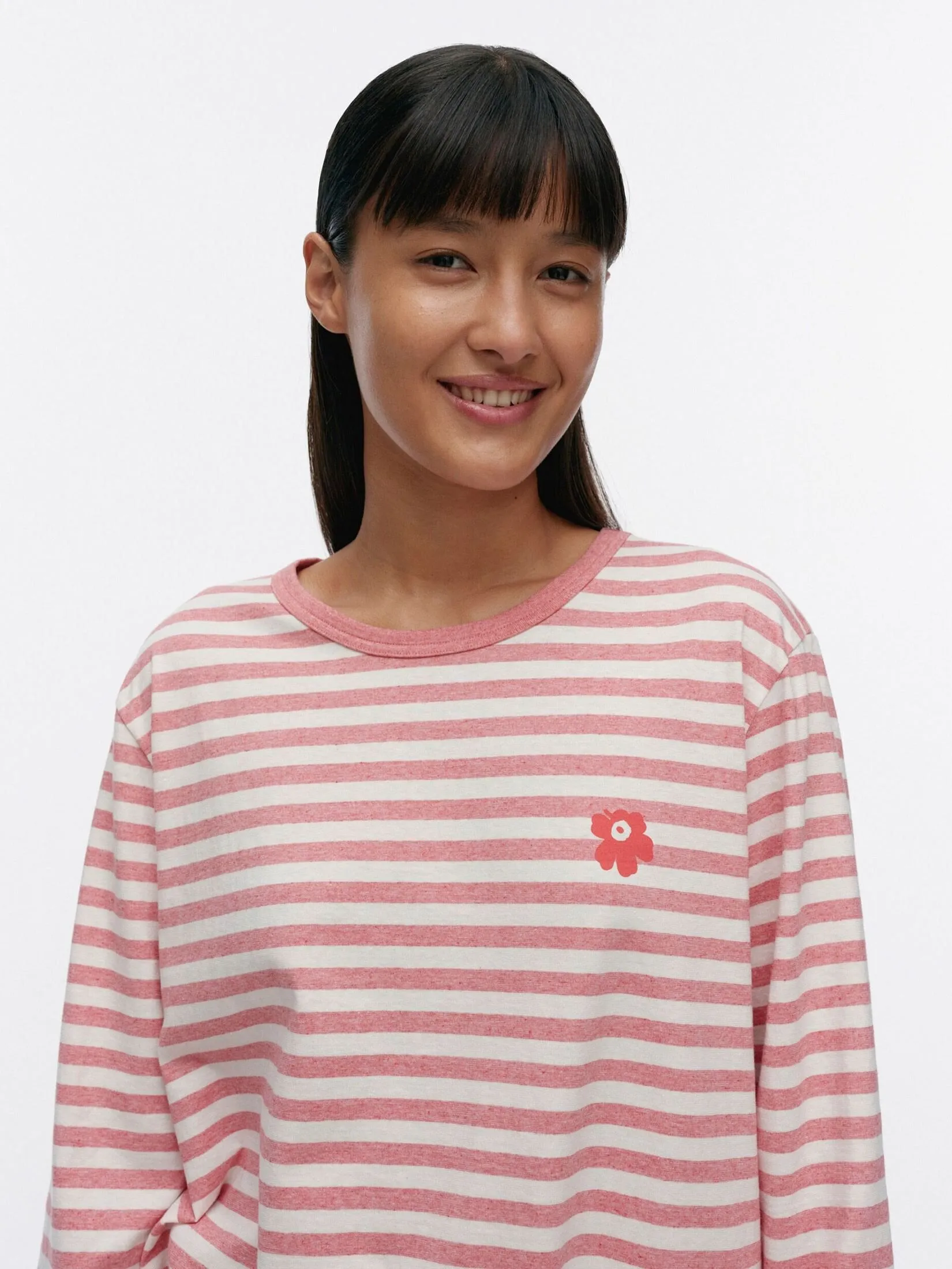 MARIMEKKO RED UNISEX TASARAITA UNISEX UNIKKO LS