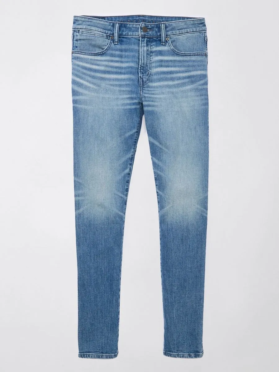 AMERICAN EAGLE MEN MEDIUM CLEAN ACTIVE ATHLETIC SKINNY 408 WASHED BLUE