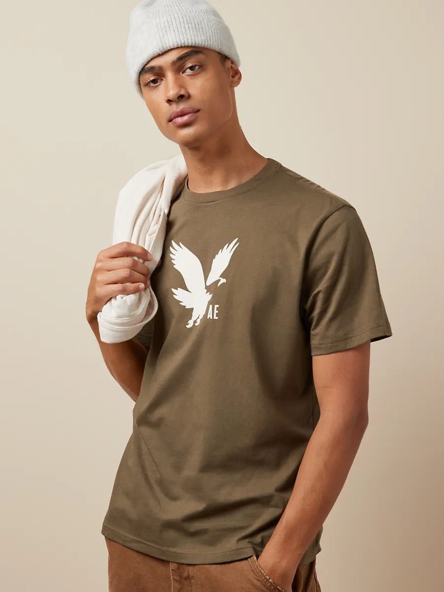 AMERICAN EAGLE MEN G SS CORE BRAND SET IN TEE- PC DYE + SERIOUSLY SOFT WASH 309 OLIVE
