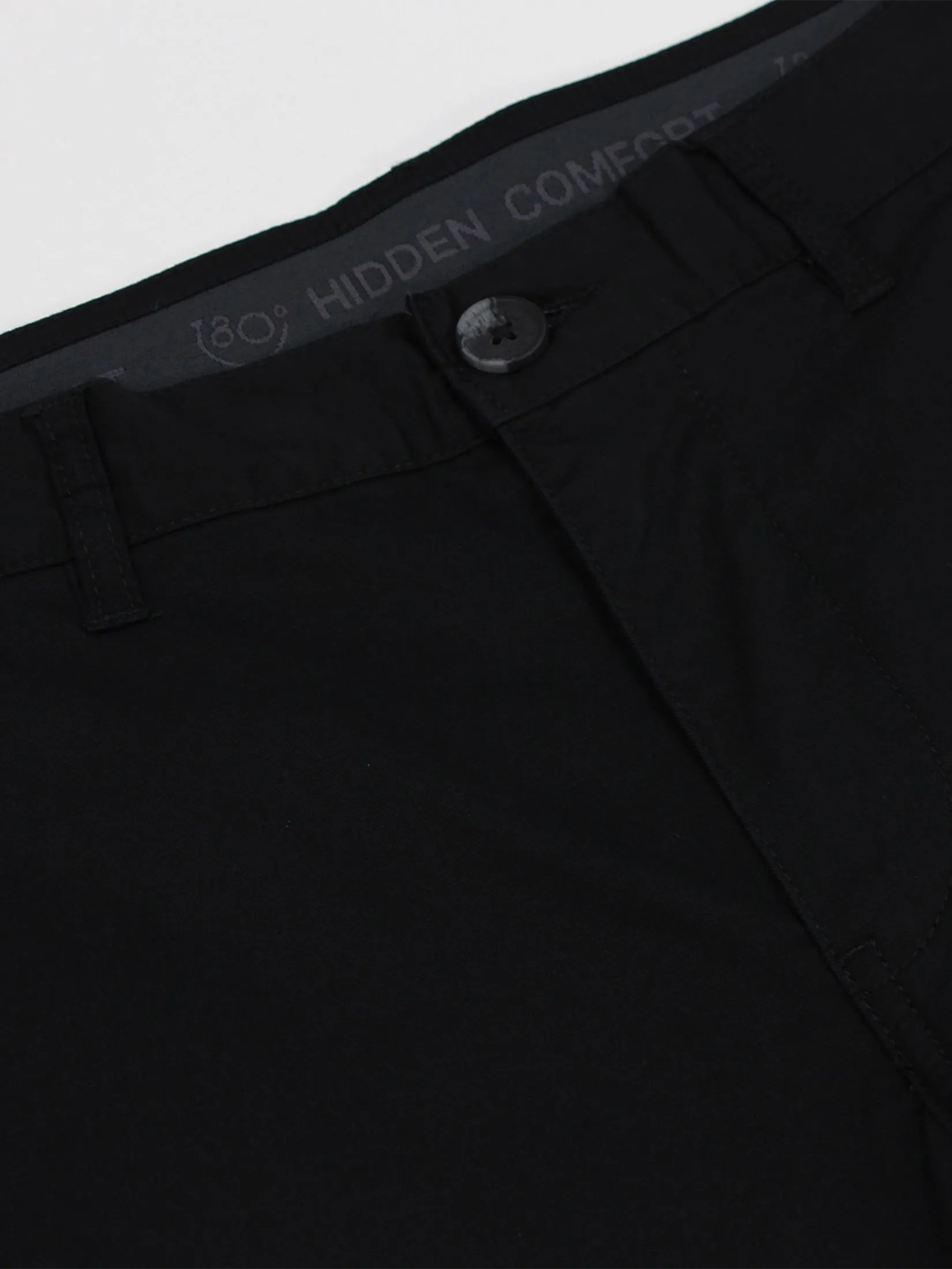 GIORDANO Men's Slim Taper Bermuda Shorts (180° Elastic Waist) Signature Black