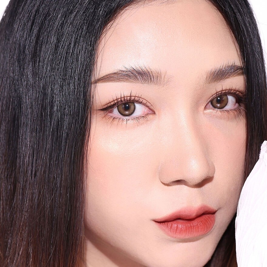 #Charmiss Brookie Brow Slim Pencil 02