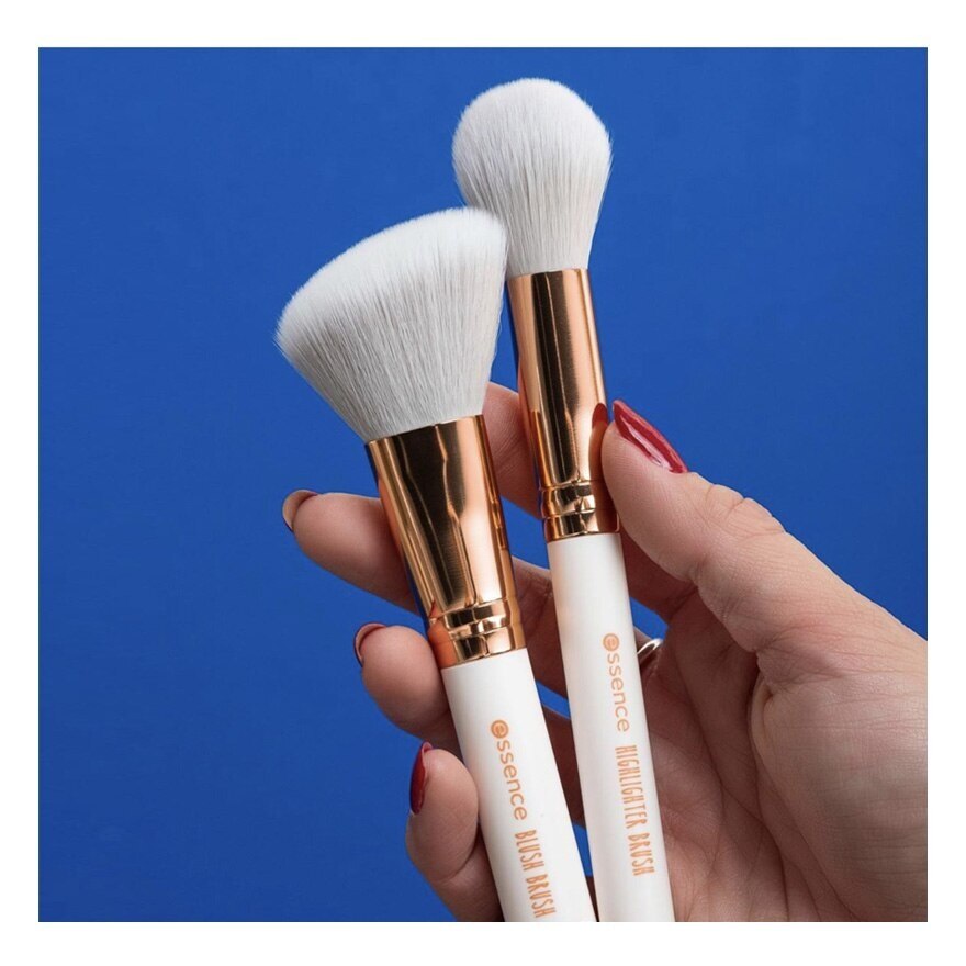 Essence Highlighter Brush 1pcs.