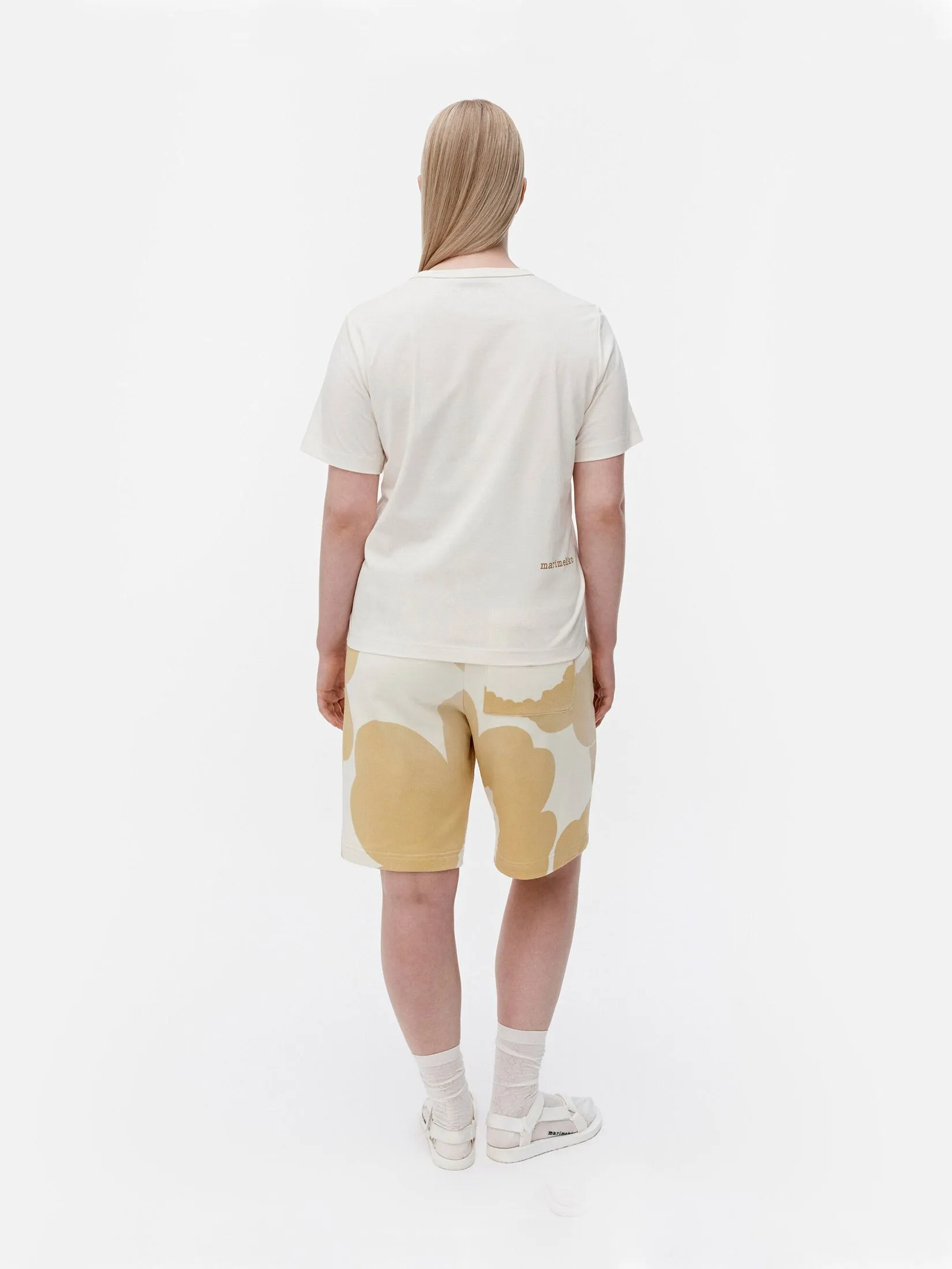 MARIMEKKO BEIGE UNISEX AE SARANA UNIKKO