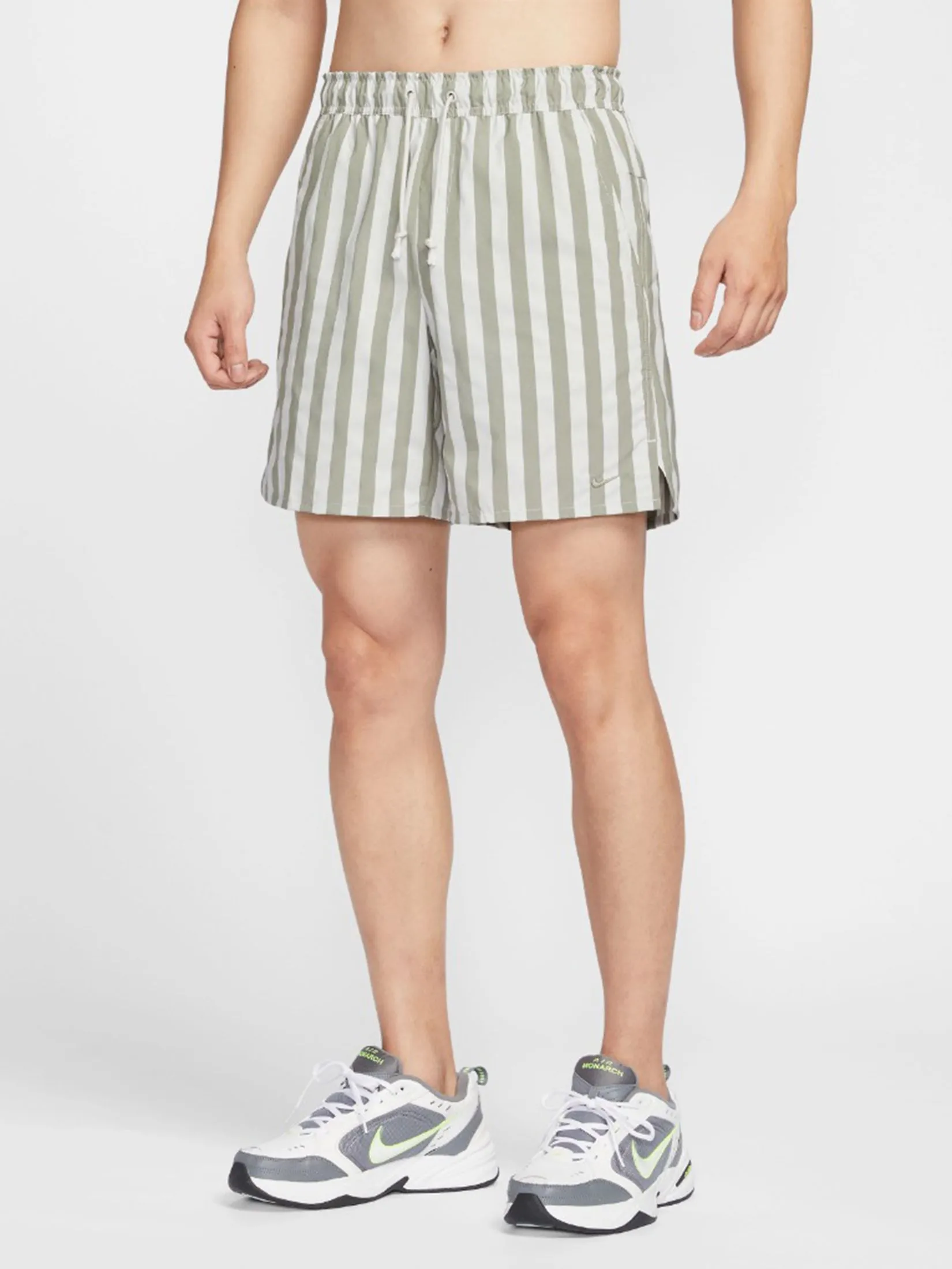 NIKE Men Shorts Unlimited 7" Dri-Fit Light Army/Light Bone/Light Army