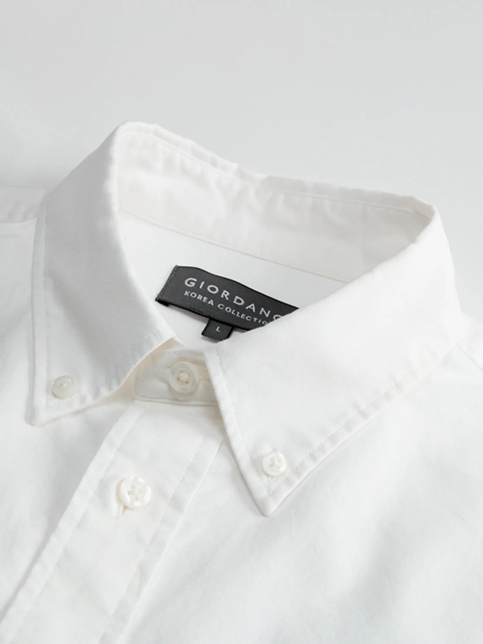 GIORDANO Men s Online Exclusive Relaxed Oxford Shirt (Korea) White