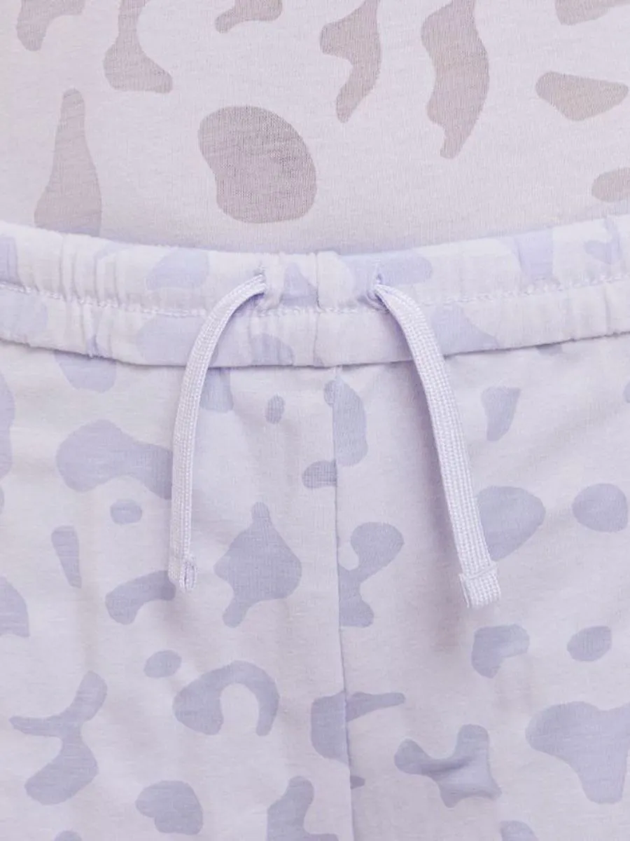 NIKE KIDS Big Kids Girls High-Waisted Training Shorts HR Dri-FIT Breezy FB1095-536