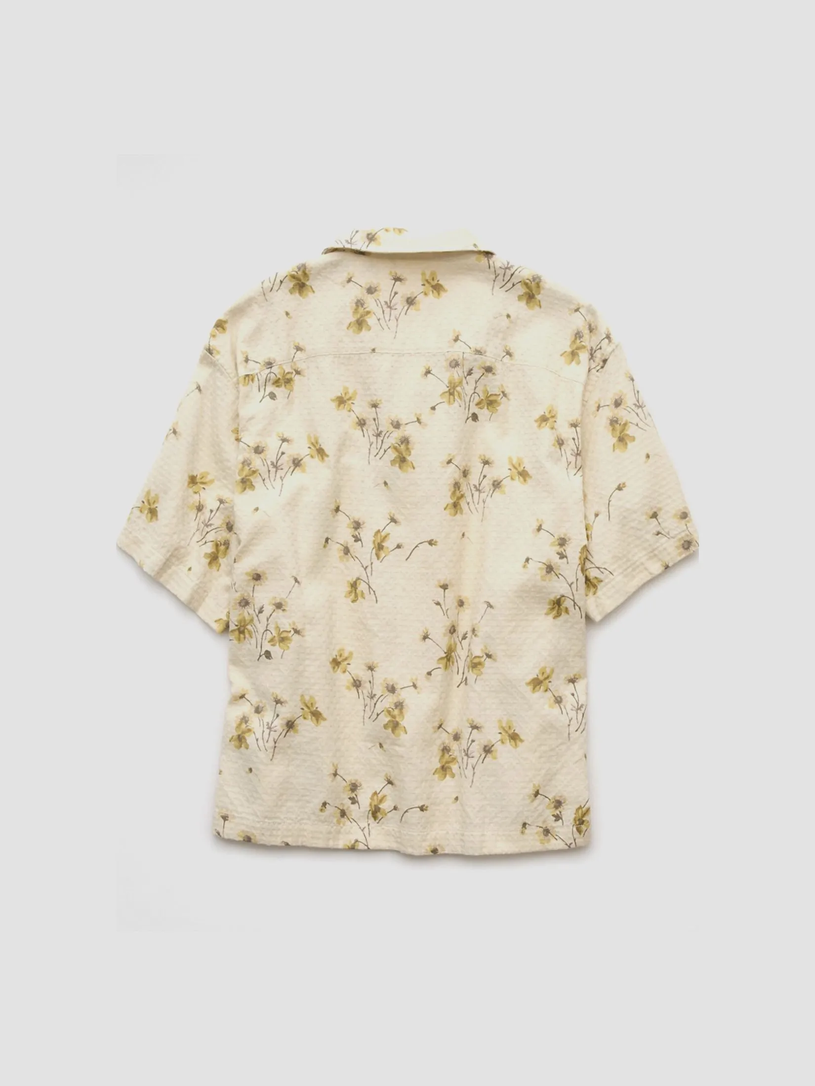 AMERICAN EAGLE MEN 2747 SS OVERSIZED CAMP COLLAR TUTOR DOBBY PRINT 109 NATURAL