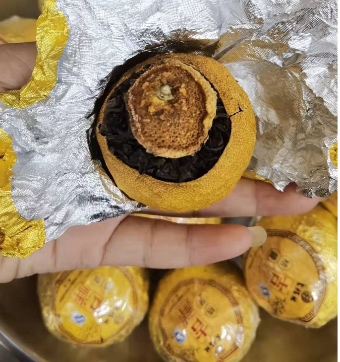 Пуэр в мандарине 10 лет 15 гр