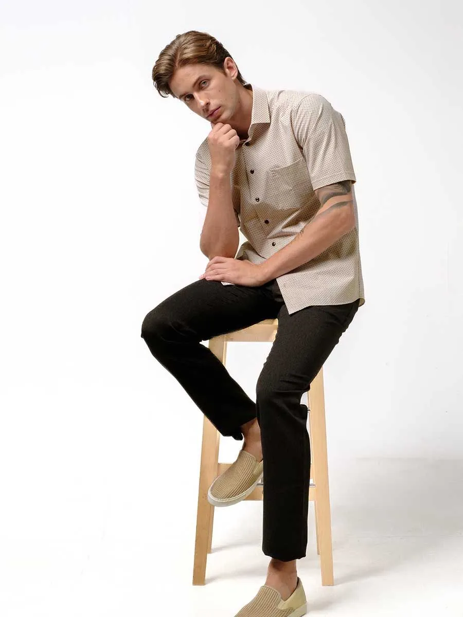 OLYMP MEN SHIRT  SHORT SLEEVES  CLAMATE CONTROL DYNAMIC FLEX  MODERN FIT  BROWN