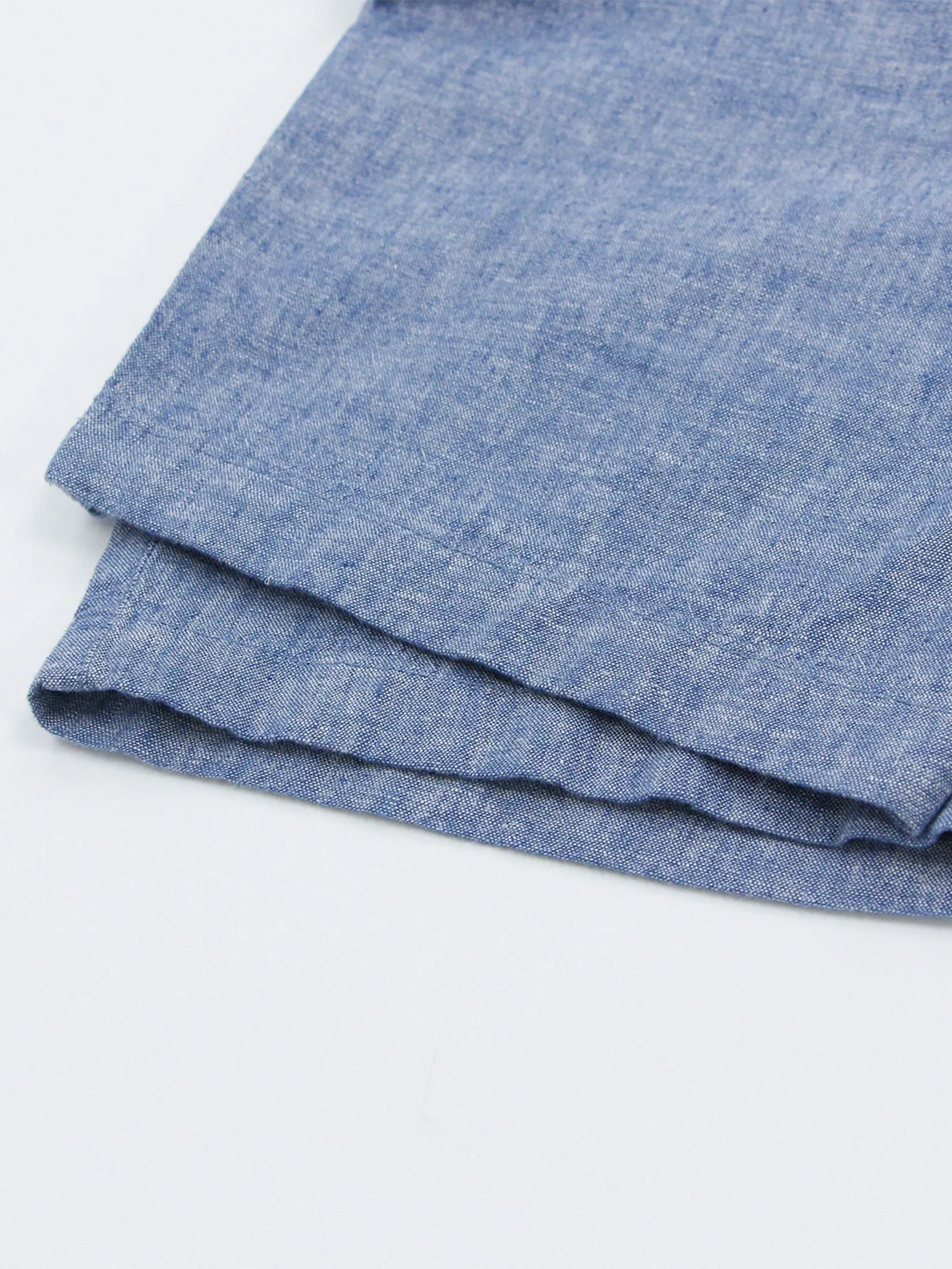 GIORDANO Men's Slim Linen Bermuda Shorts Indigo blue x White