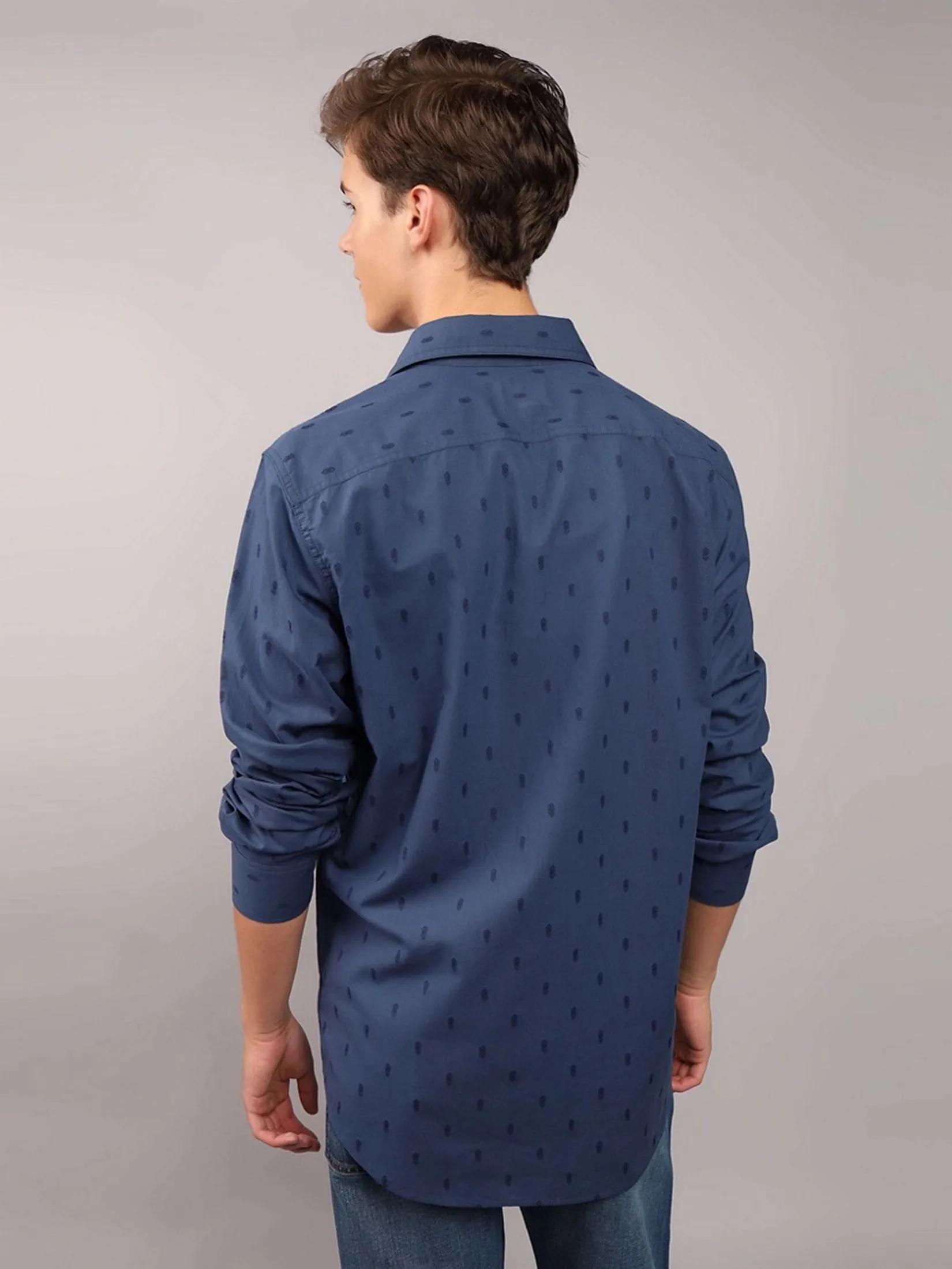 AMERICAN EAGLE MEN SF CSC CLIPPED JACQUARD SHIRT 405 RICH NAVY