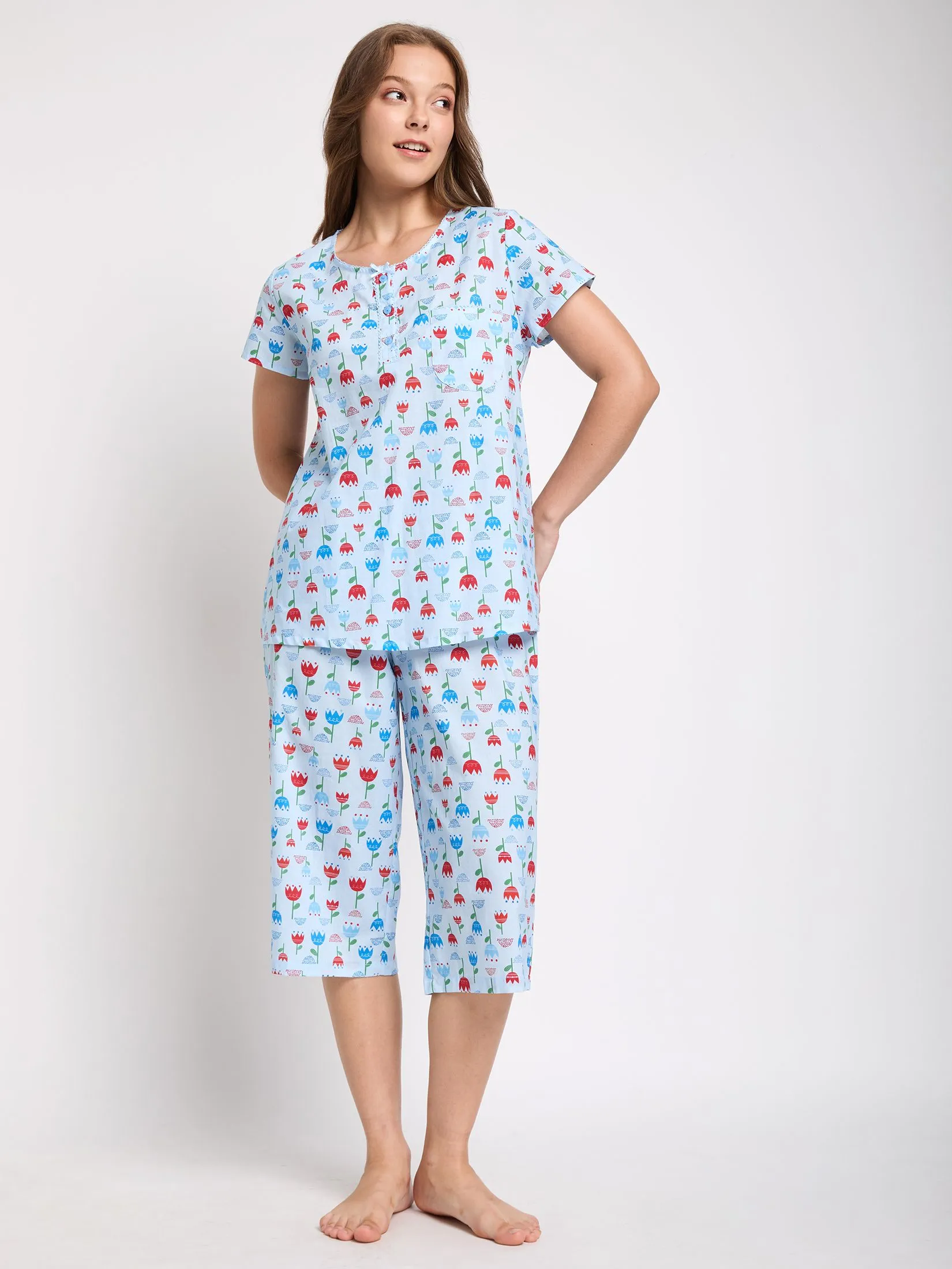 CLAUDIA'S ROMANCE Women Pyjamas Shirt Short Sleeves Crew Neck + 3/4 Pants Print Light Blue