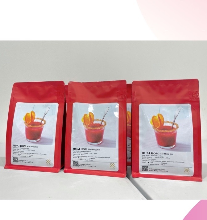 Зерновой кофе с ароматом апельсина и белой вишни Huai Hom 3 вида обжарки