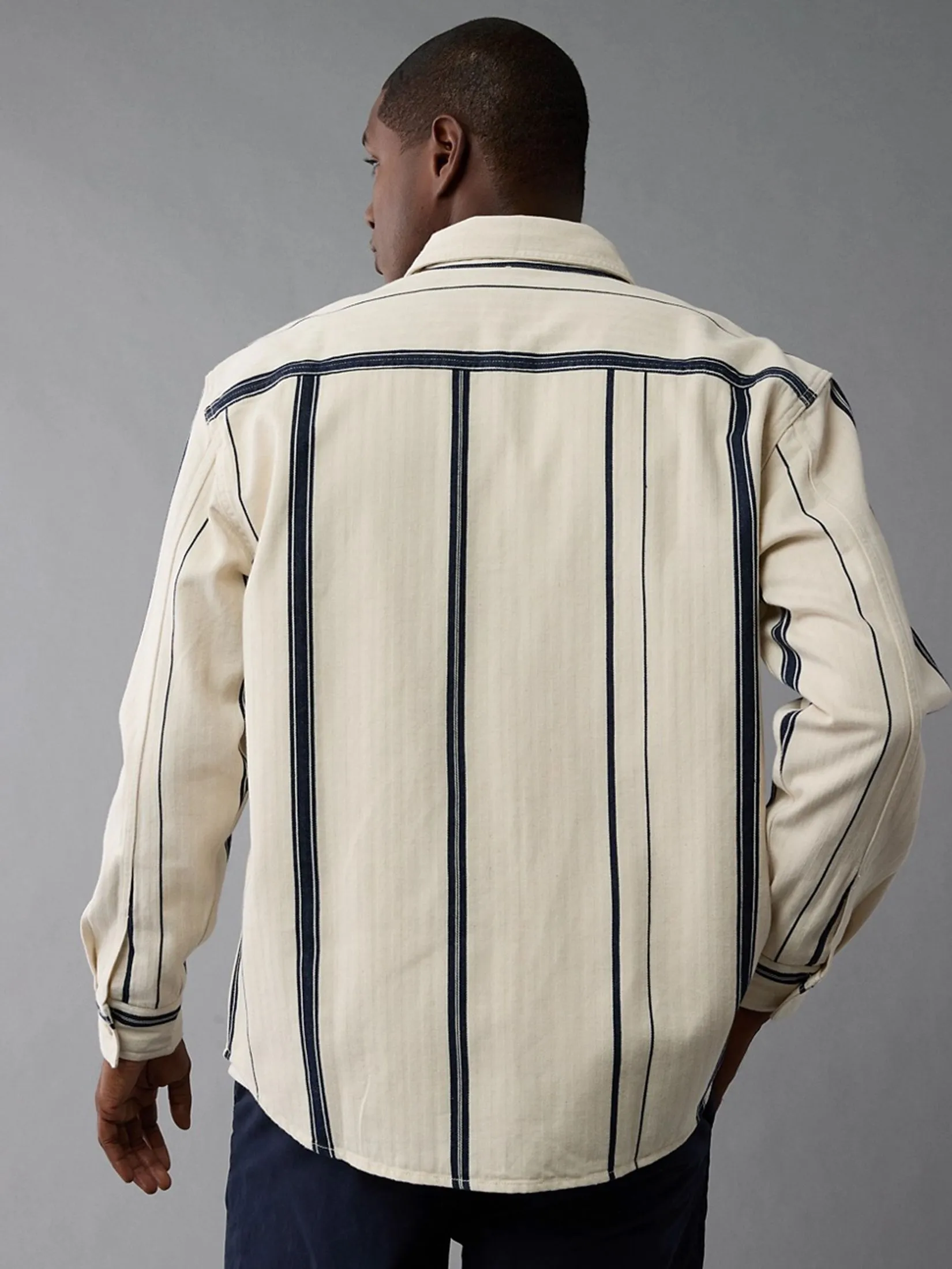 AMERICAN EAGLE MEN OVERSIZED CSC HOOVER HERRINGBONE STRIPE WORK SHIRT 102 FROSTY CREAM