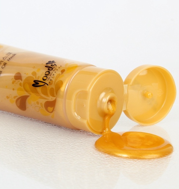 Увлажняющая маска - пленка с золотом и витаминами Moods 130 мл