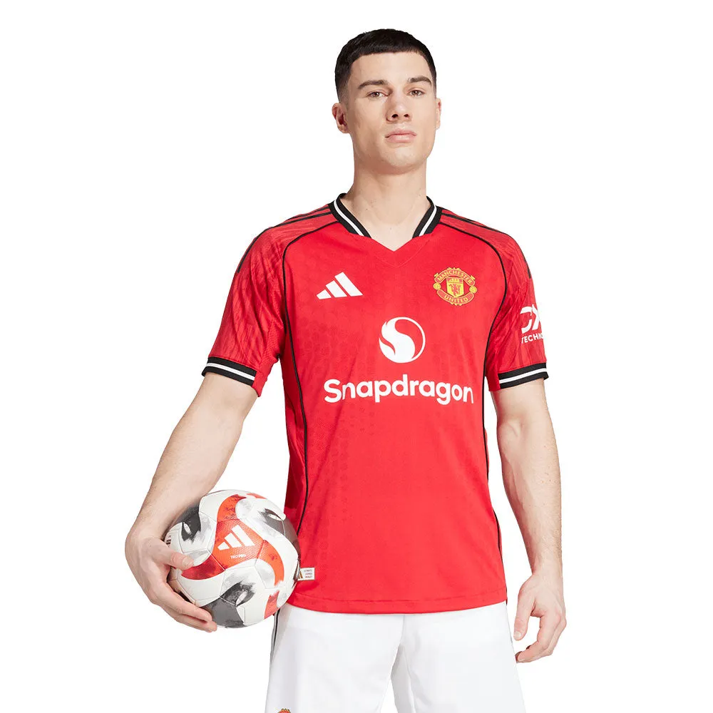 ADIDAS Men Manchester United Home Authentic 2025/26 Jersey Red - AD001AP474ELTH
