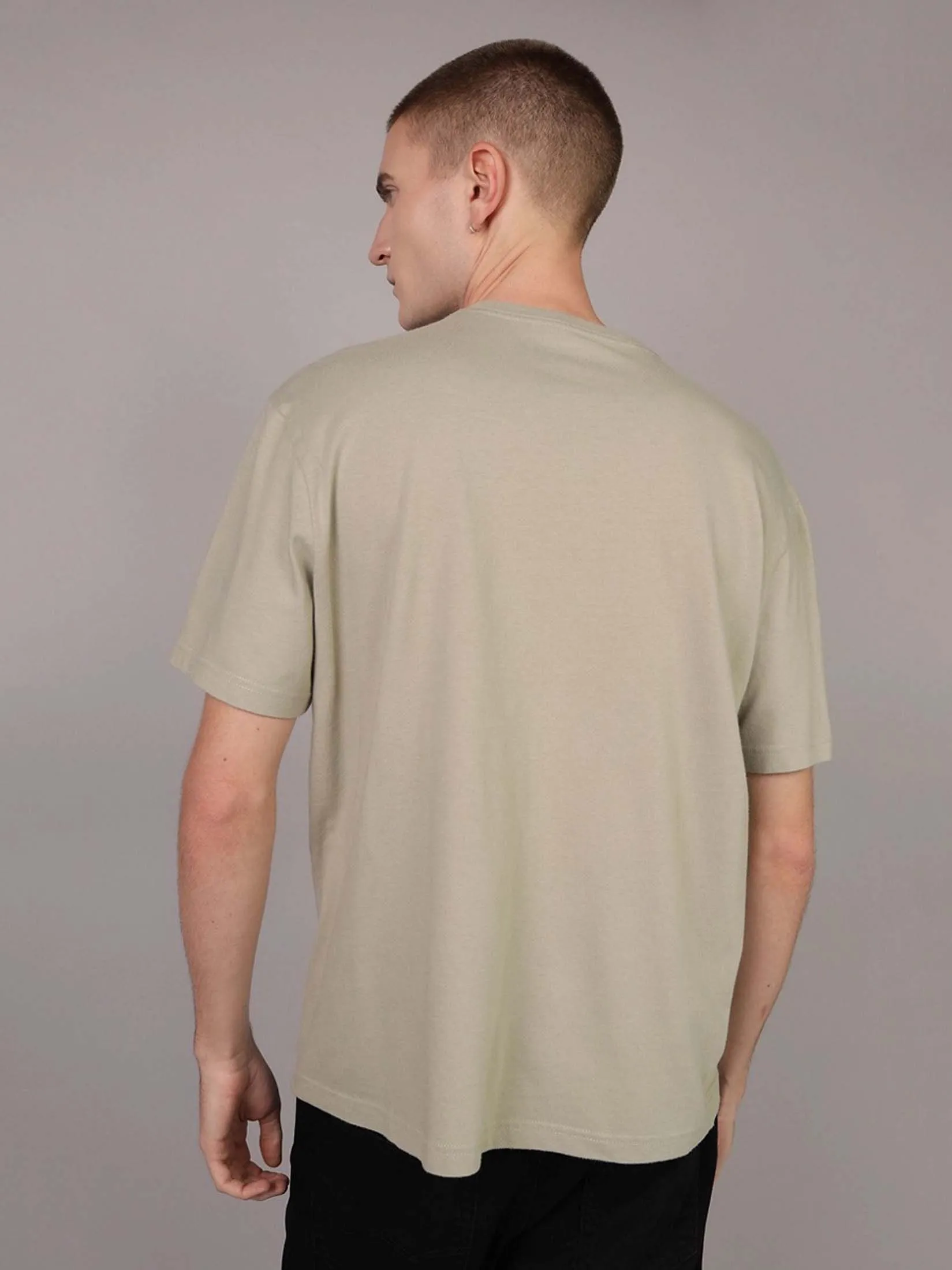 AMERICAN EAGLE MEN K-INTL SS V NECK PC DYE NEW EAGLE- INTL 341 FADED OLIVE
