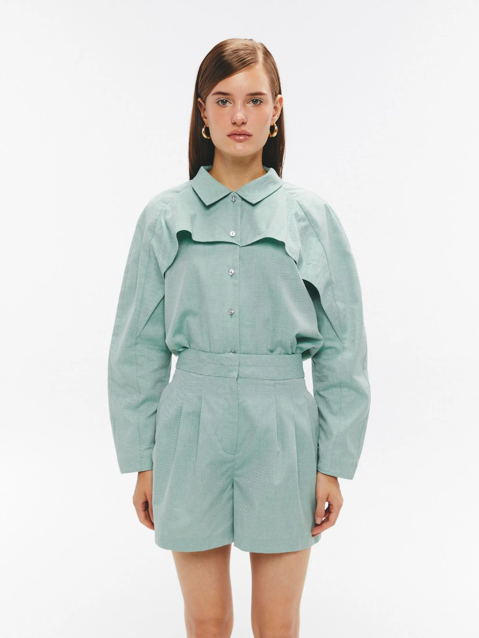 SHAKA Woman Short High Waist Green