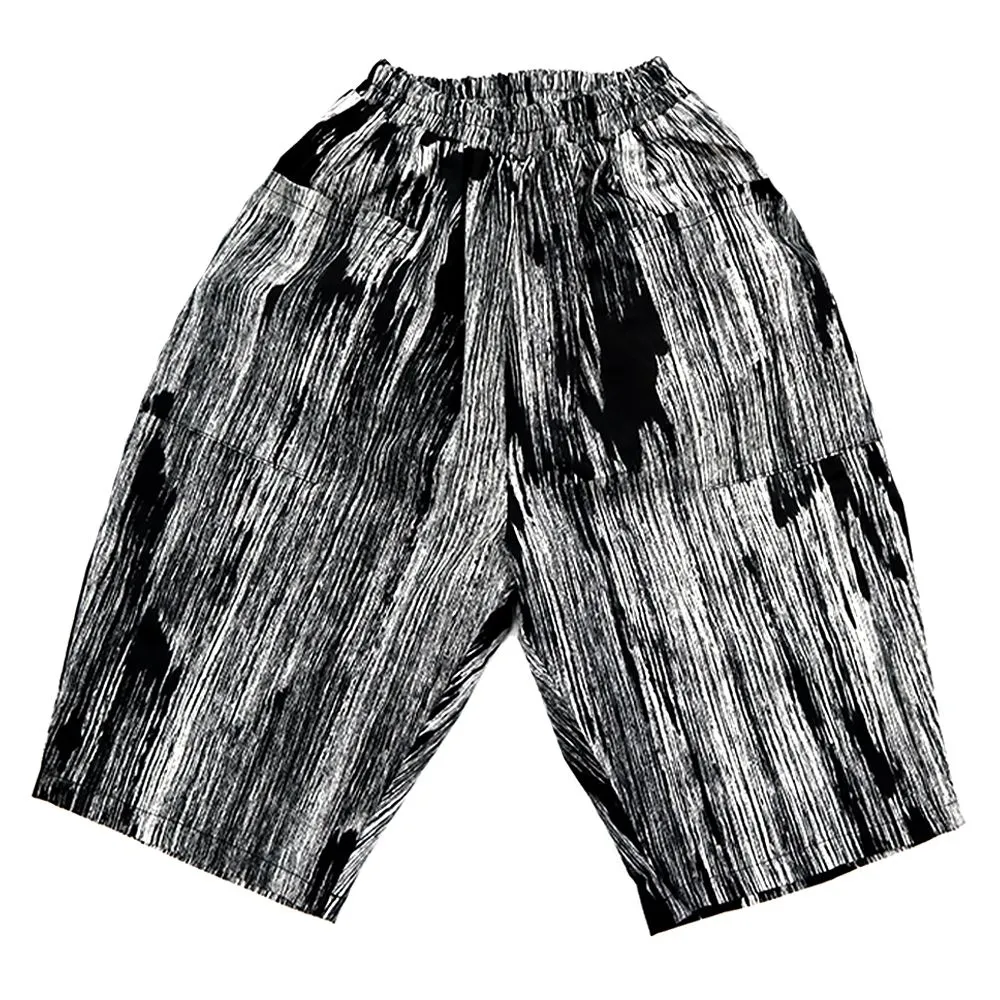 LAGOM Black Short Pants : Black and White Brush Stroke Pattern Pants