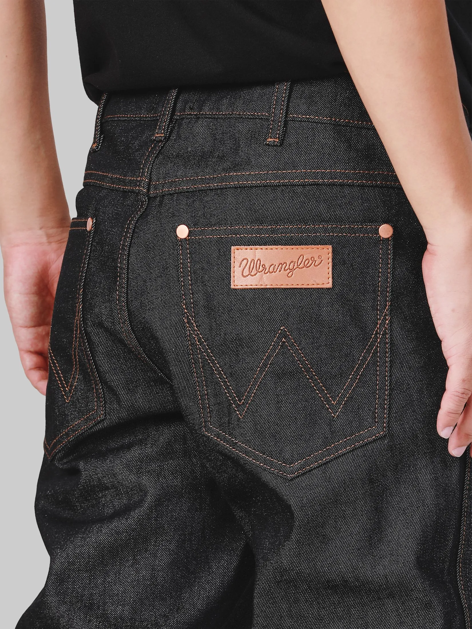 WRANGLER Men's Jeans Mid Greensboro Fit Raw Denim