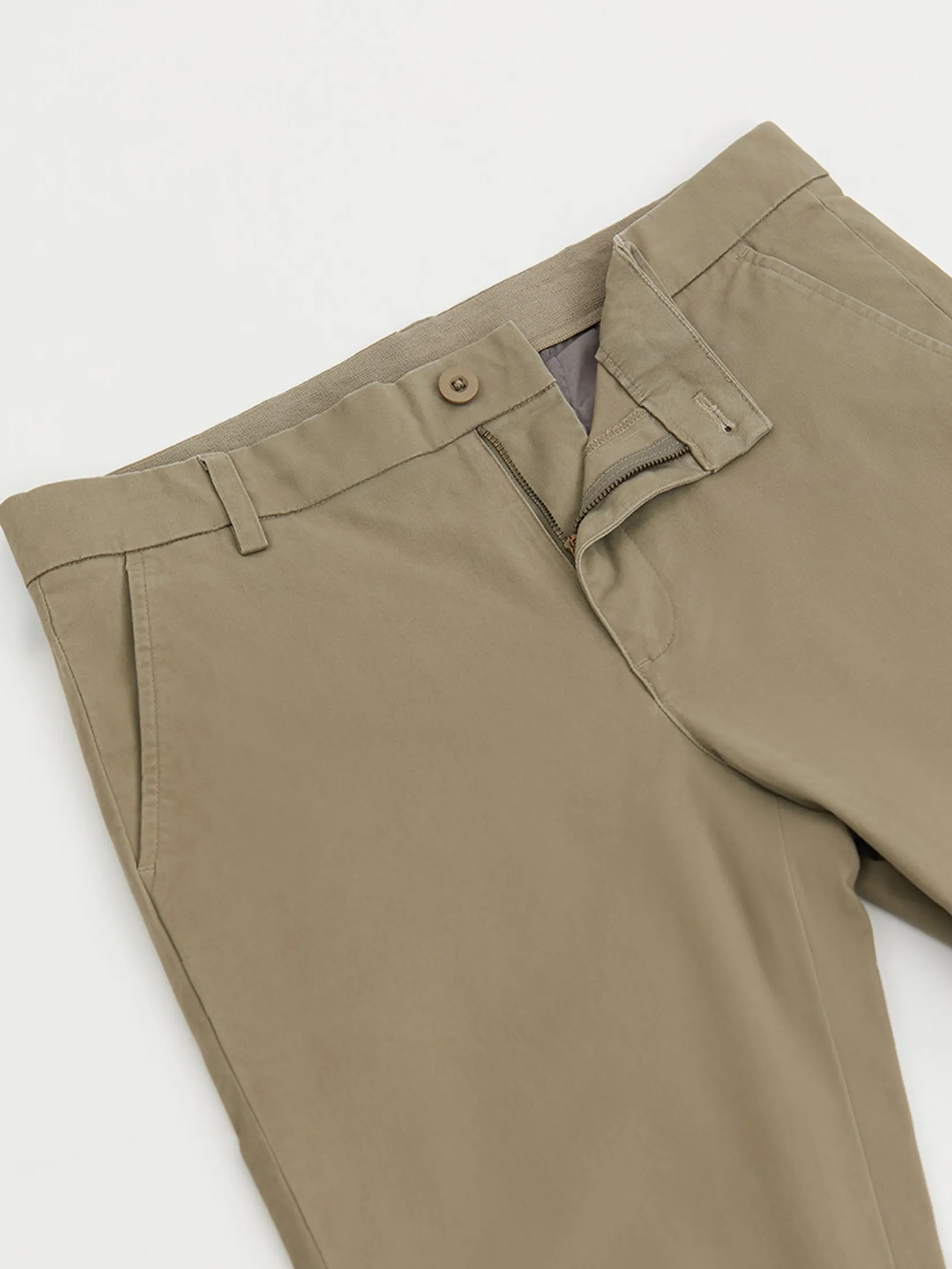 DAPPER Men Slim-Fit Comfort Chino Pants Brown