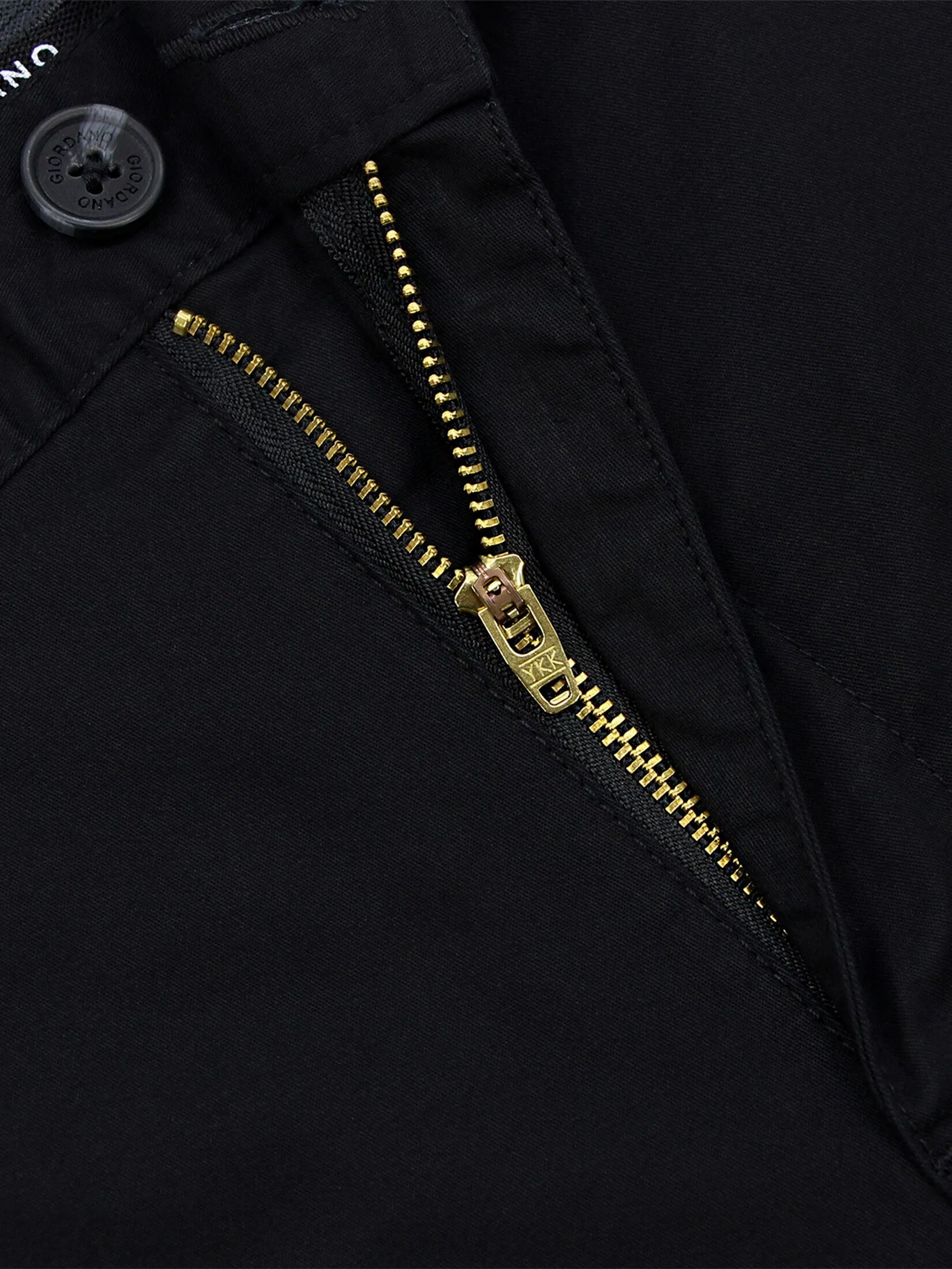 GIORDANO Men's Twill Slim Hidden Comfort Shorts (180° Waistband) Signature black