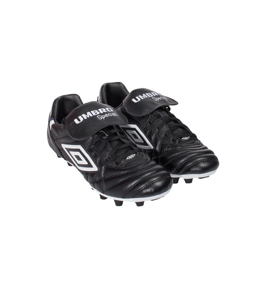 UMBRO Speciali Pro 98 Men Football Shoes Black - UM126SH918AKTH