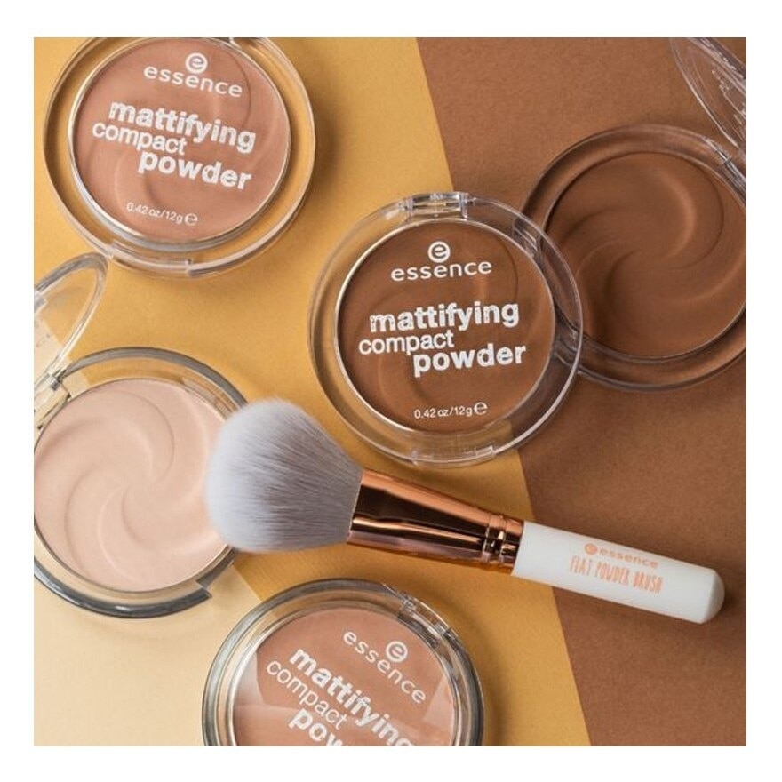 Essence Mattifying Compact Powder 11