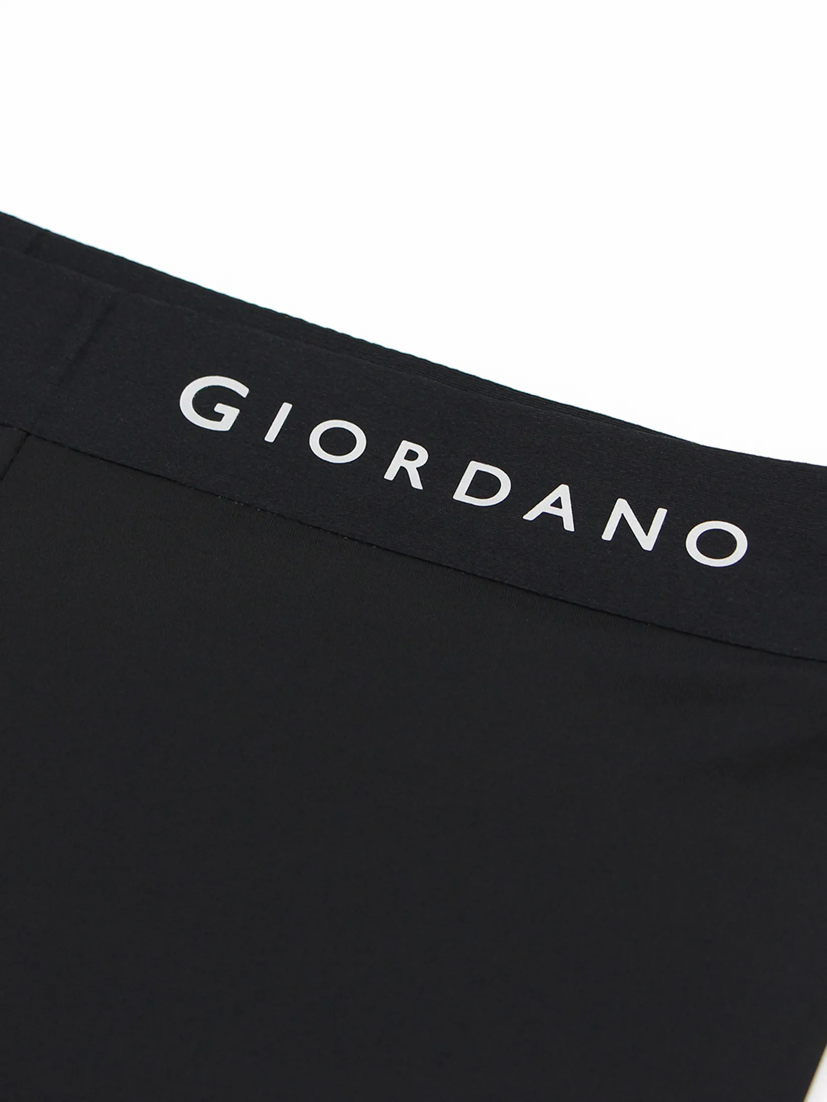 GIORDANO Men s Ice Silk Cool Trunks (3 pieces/pack) Black/Grey/Grey Multicolor