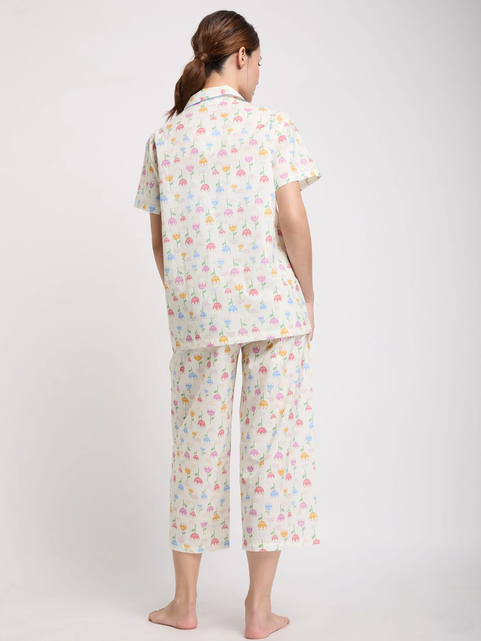 CLAUDIA'S ROMANCE Woman Pyjamas Hawaii Shirt Short Sleeves + Cropped Pants Floral Print Yellow