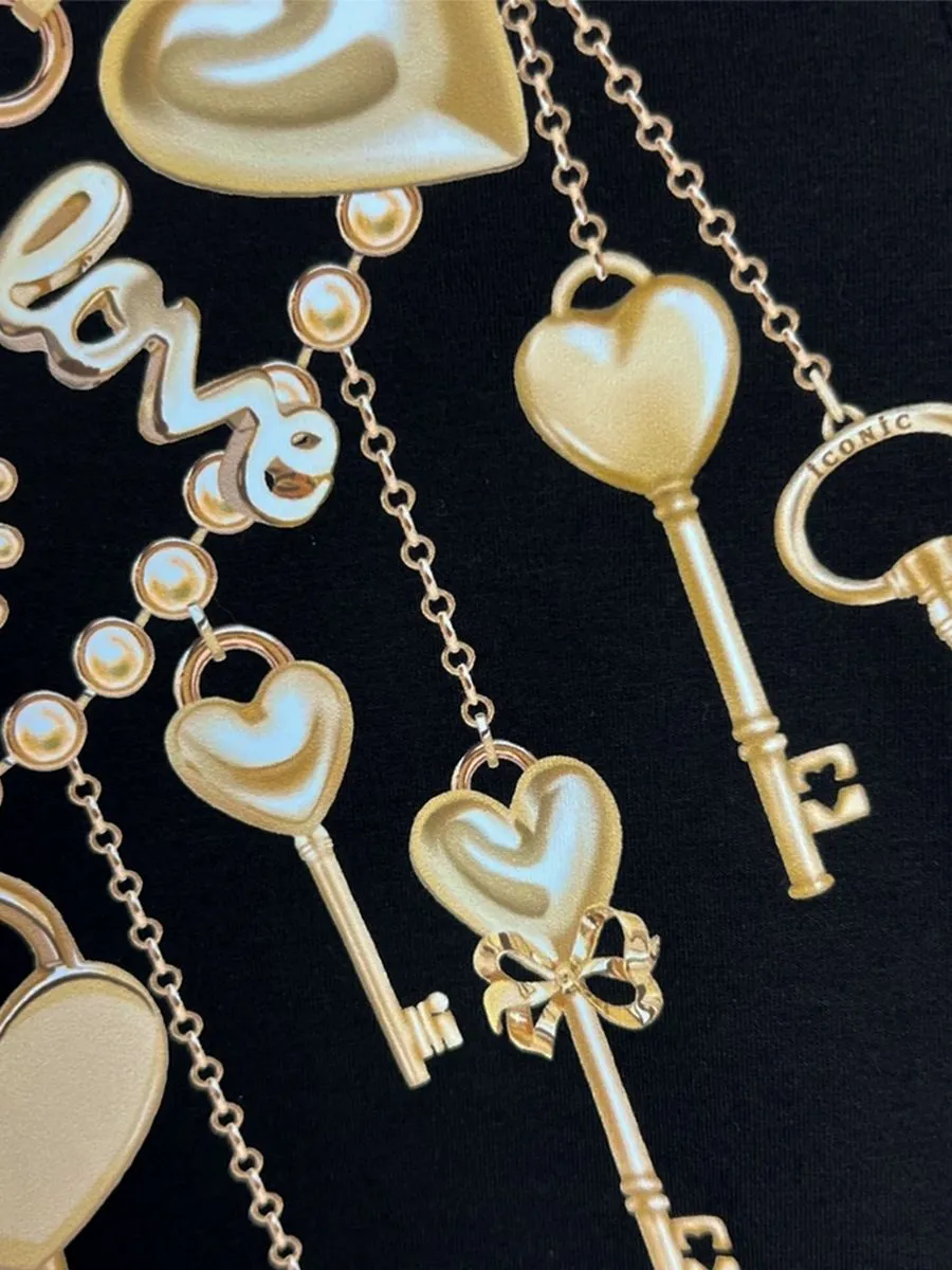 ICONIC WOMAN BLACK NECK TO YOU T-SHIRT