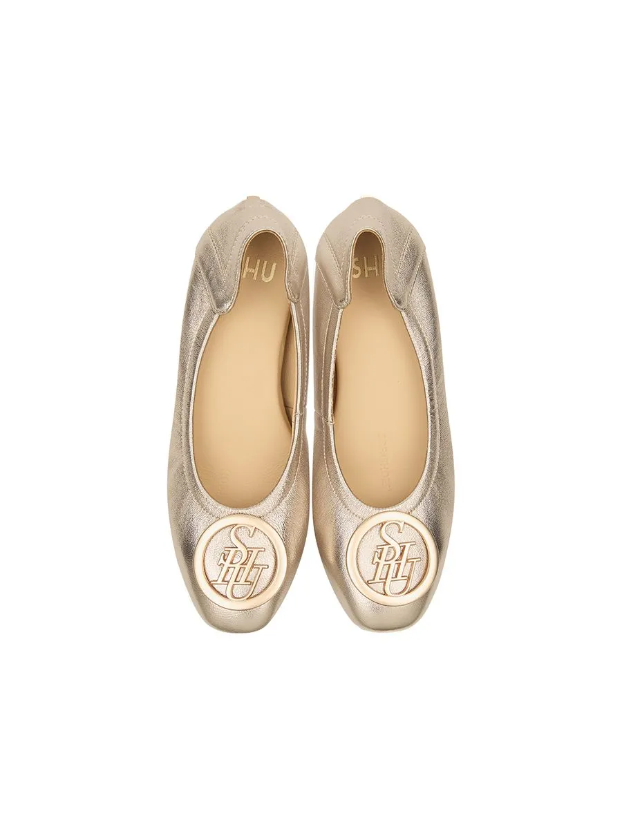 SHU WOMEN  SOFY SOFA 0.5" GOLD SIGNET - DELUXE GOLD