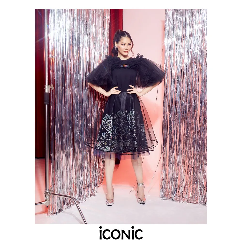 ICONIC Black CLASSY SKIRT Model CLASSY5936