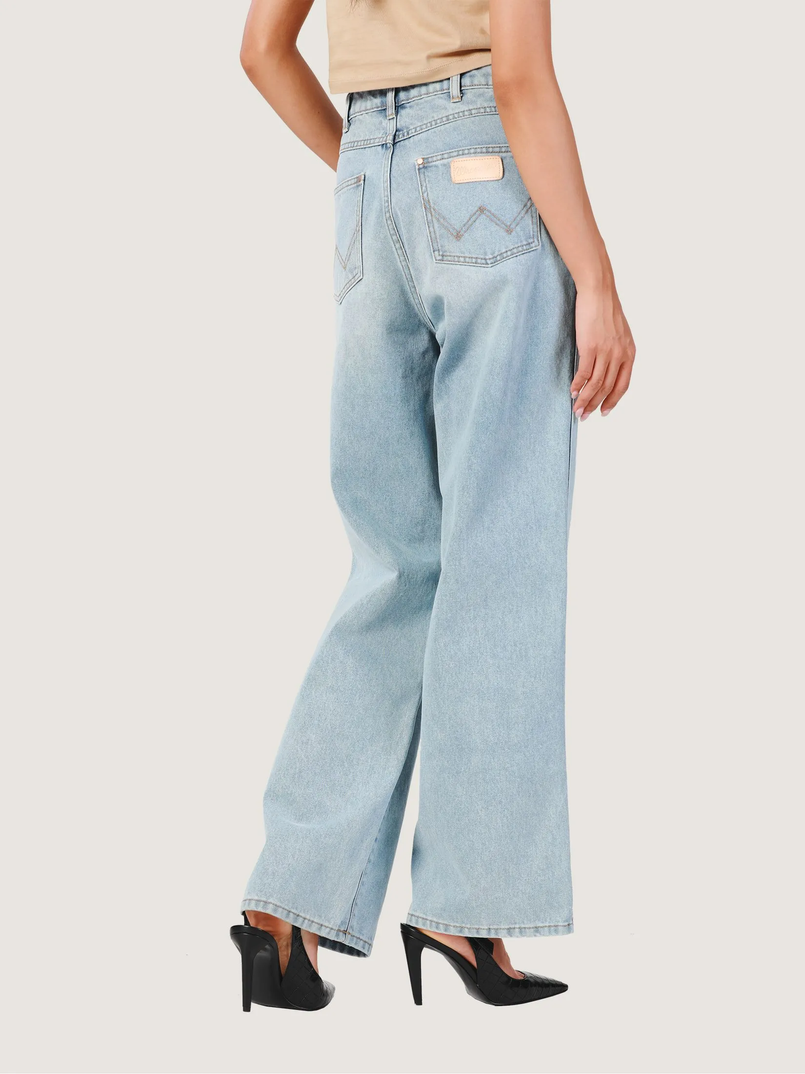 WRANGLER Women's Jeans Everyday with Wrangler Collection High Loose Fit Light Indigo