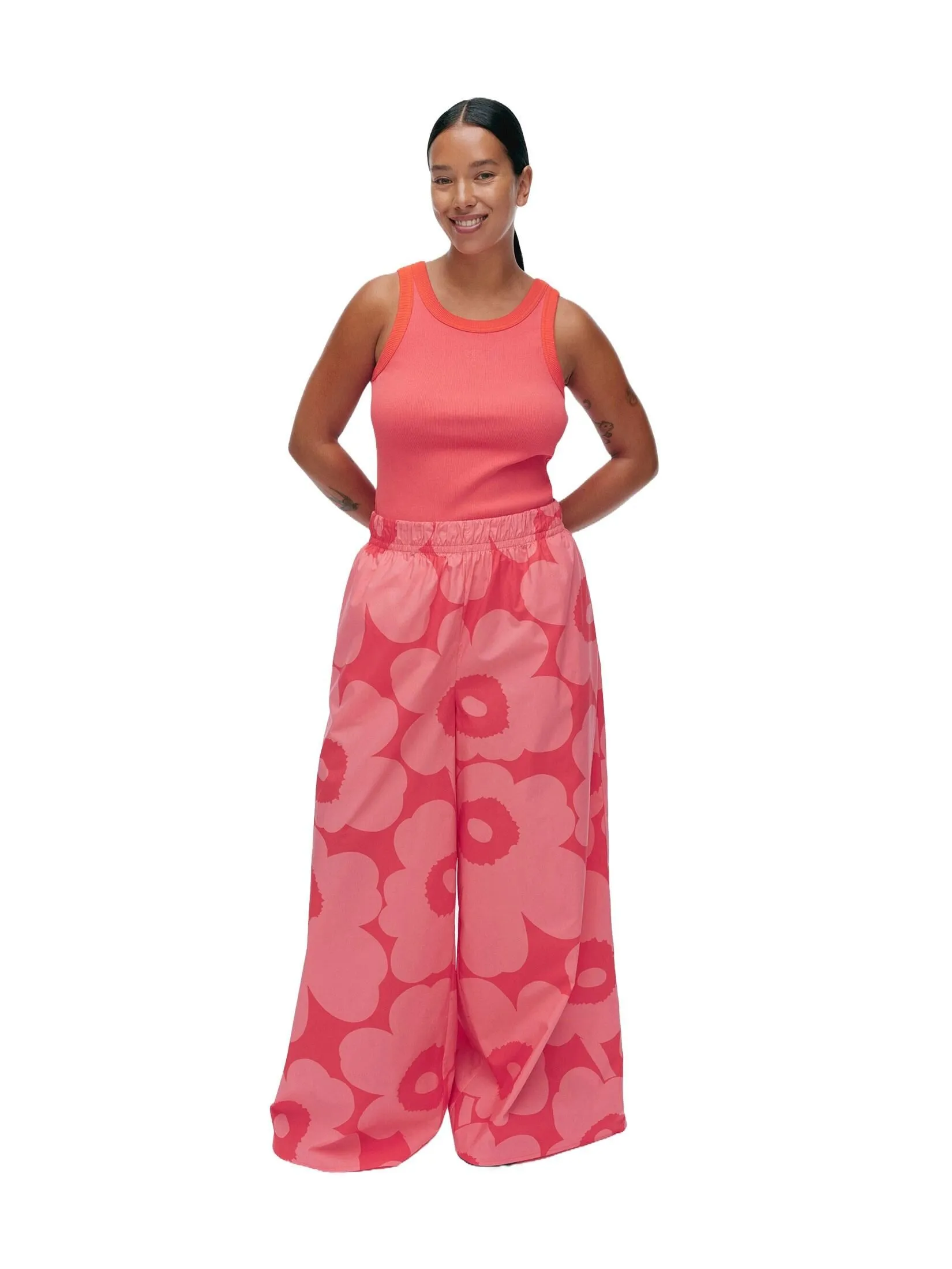 MARIMEKKO RED WOMAN VOIMAKUKKA UNIKKO