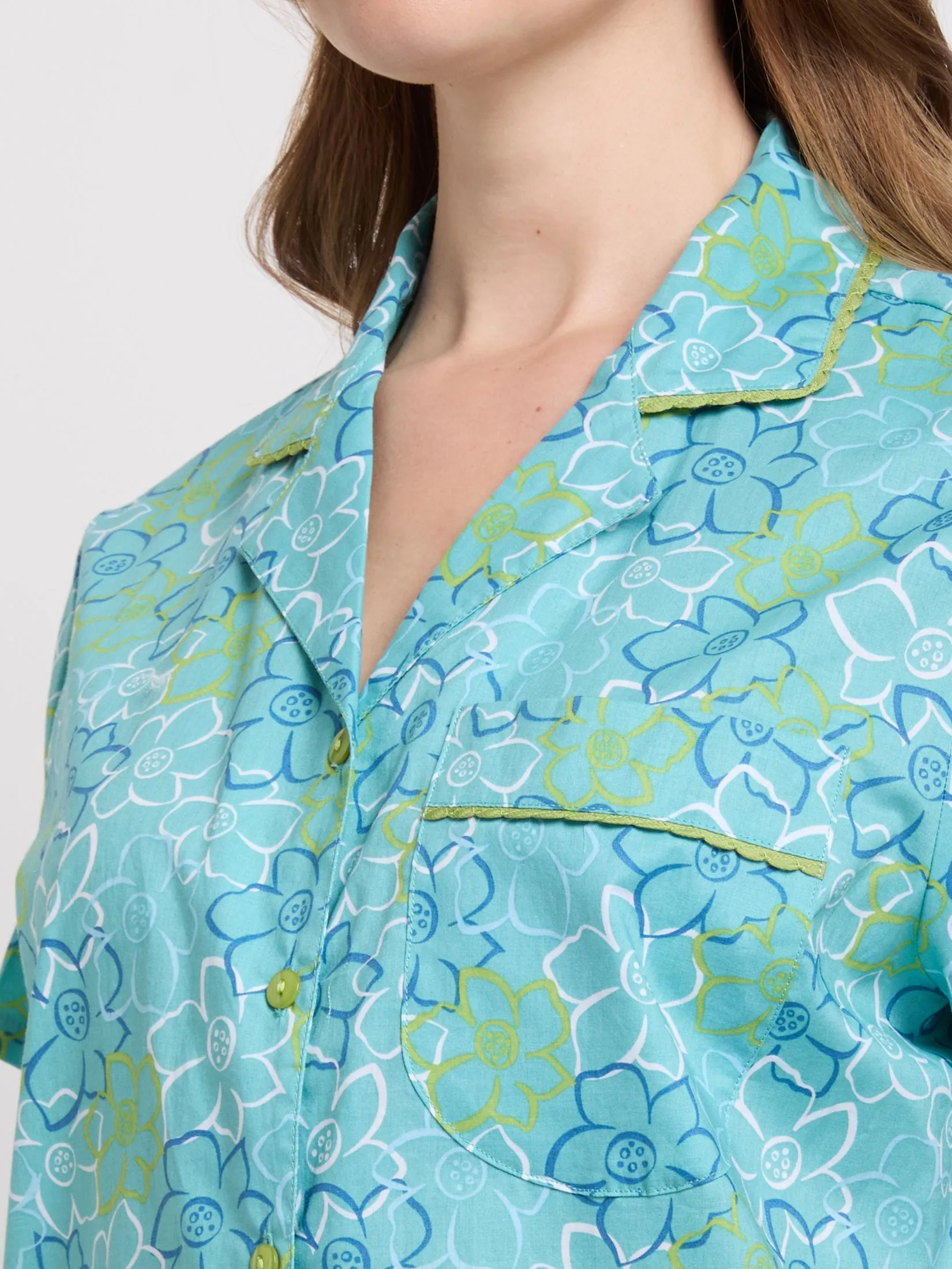 CLAUDIA'S ROMANCE Women Pajamas Shirt Short Sleeves + Cropped Pants Sweet Dreams Light Blue