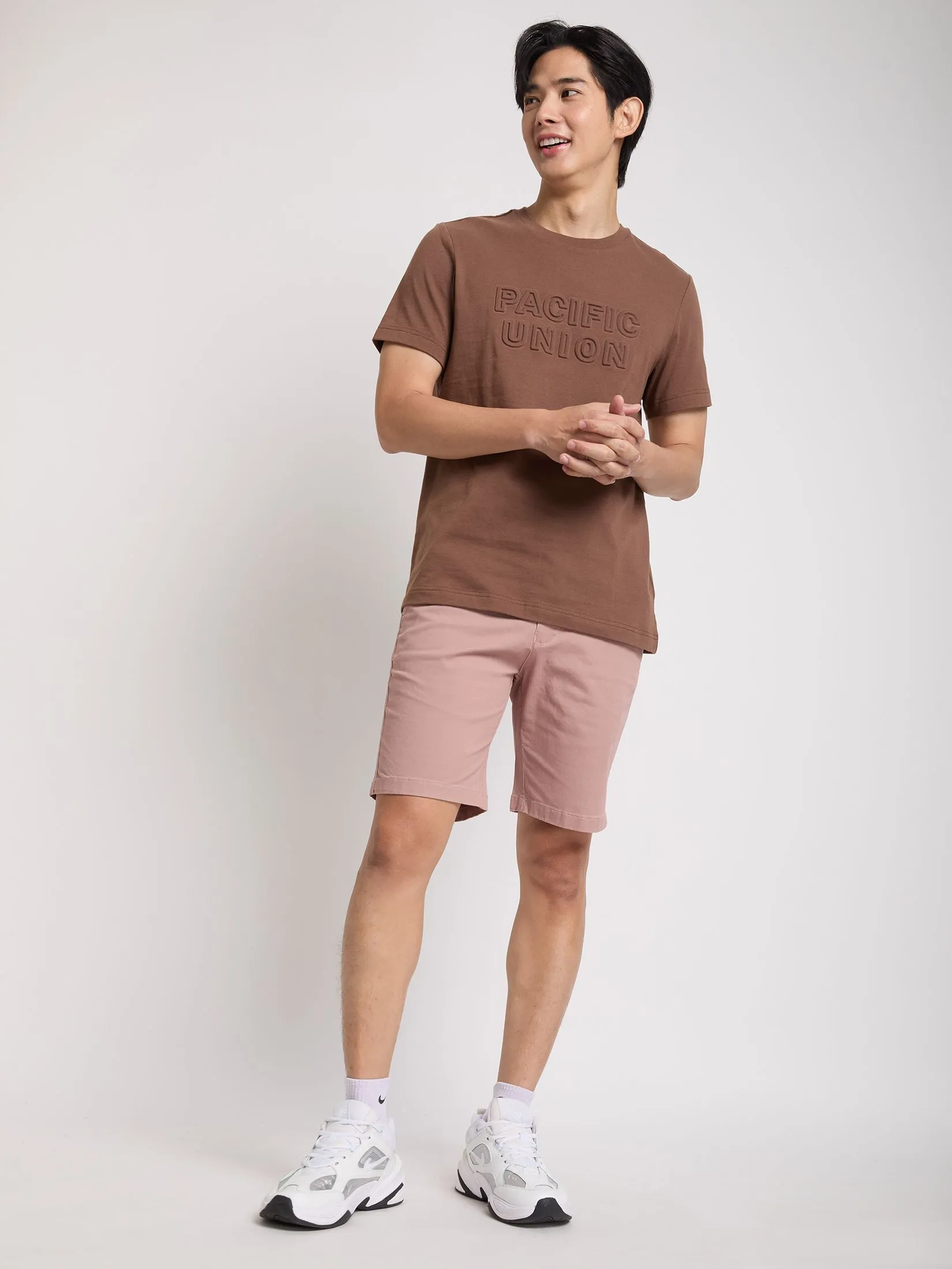 PACIFIC UNION Men T-shirt Short Sleeves Embossing Logo