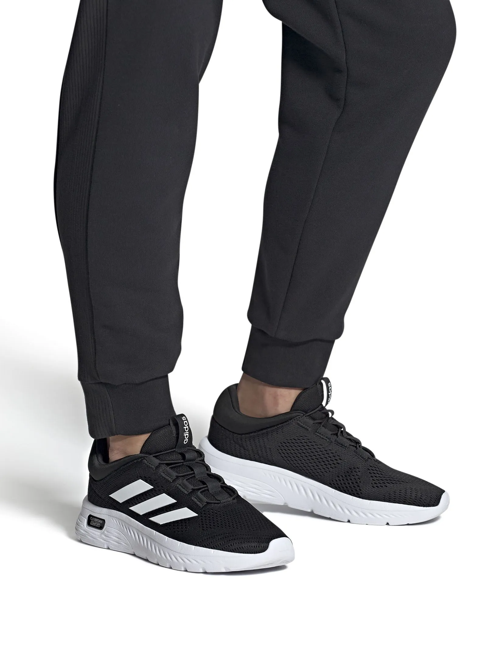 ADIDAS Men Sneaker Cloudfoam Comfy Core Black / Cloud White / Core Black
