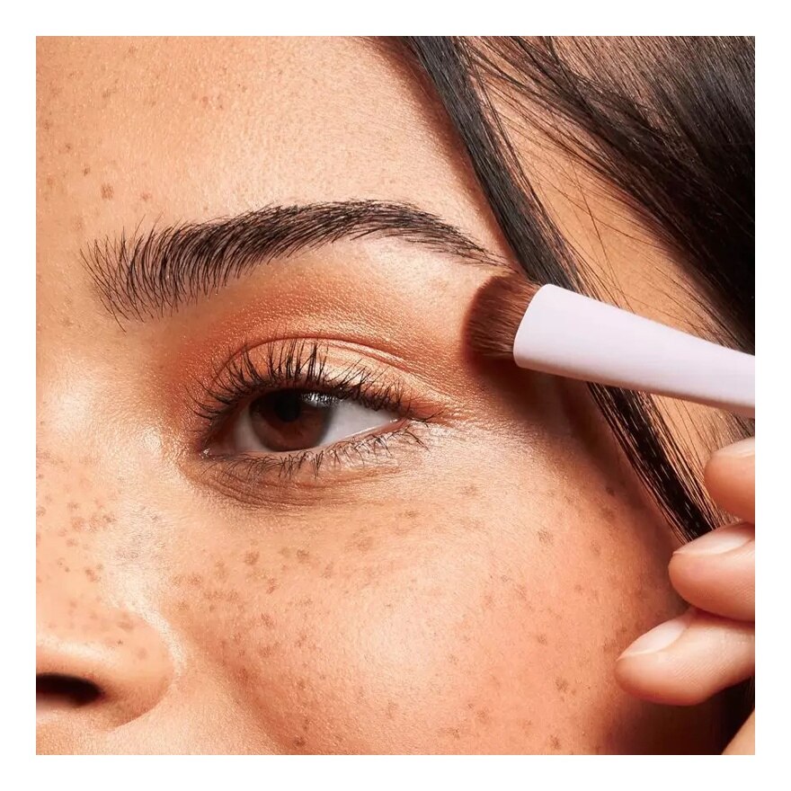 Essence Eyeshadow Brush 1pcs.