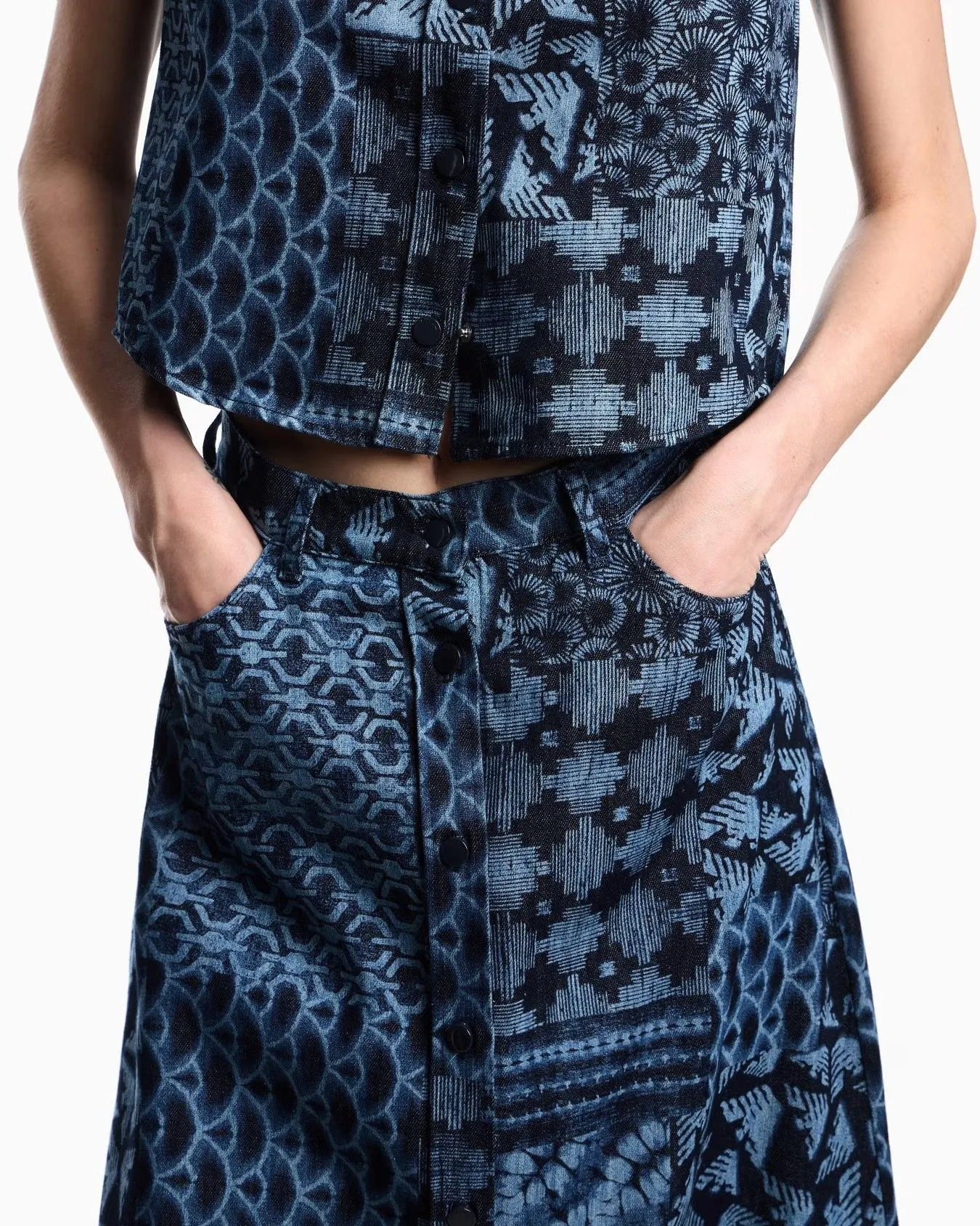 EMPORIO ARMANI Skirt Women EW000756-AF12438-FB057 Blue